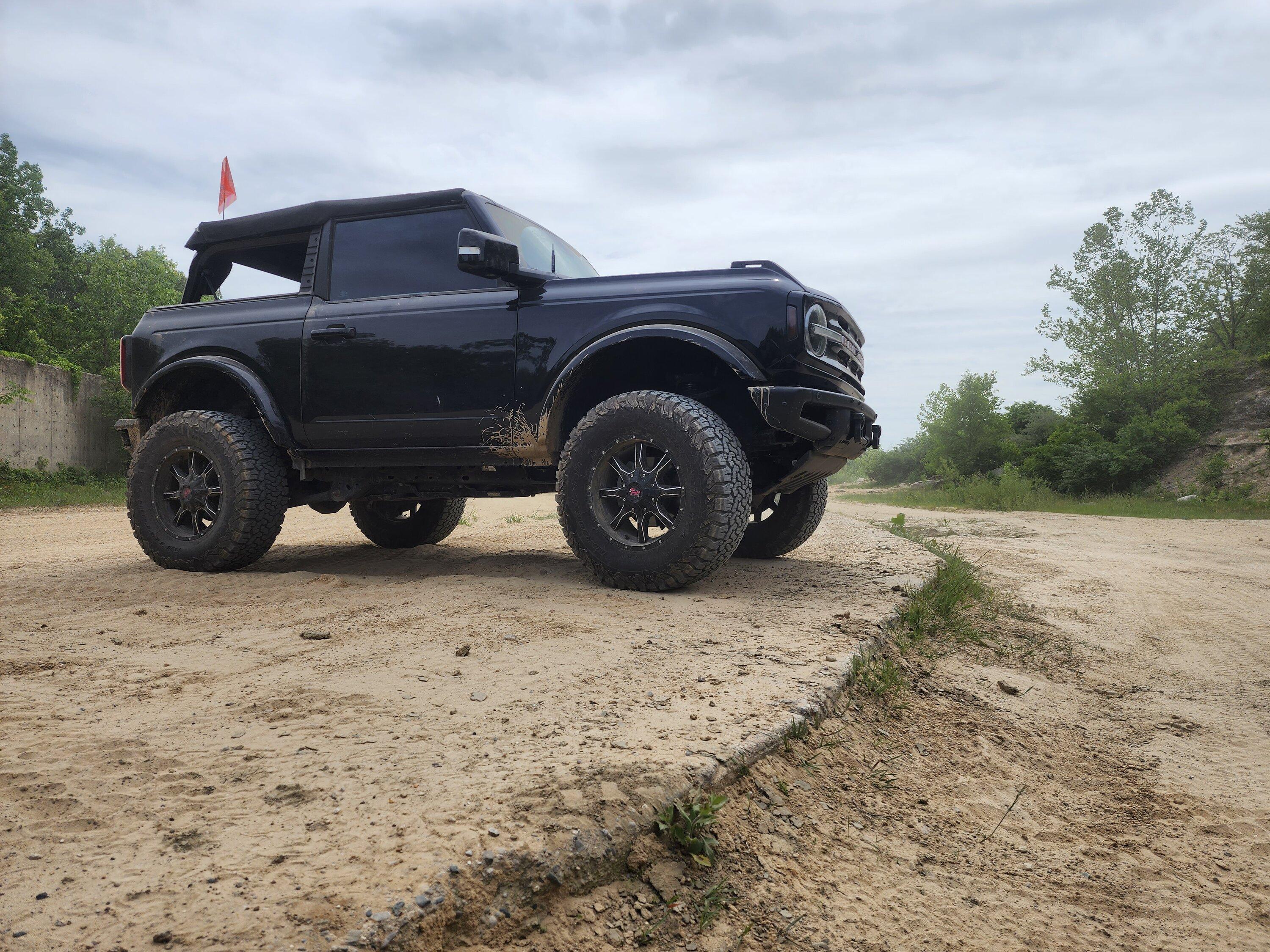 Ford Bronco The wifes 2dr 20230528_153555
