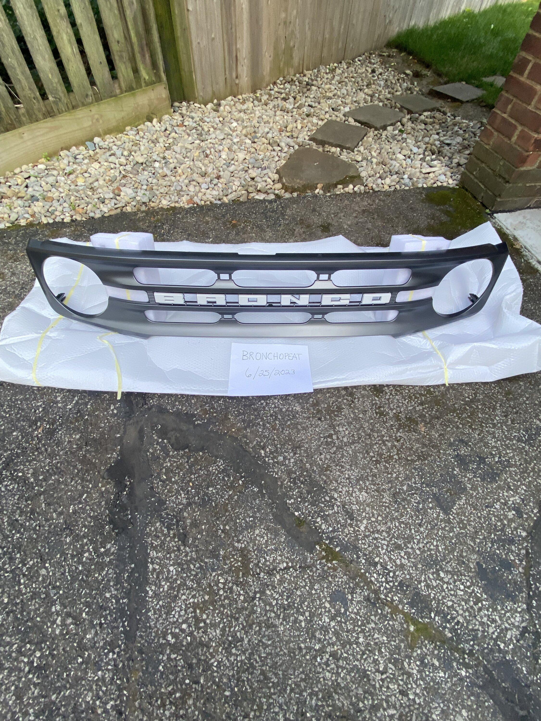 Ford Bronco Big Bend Grille $200 IMG_8603