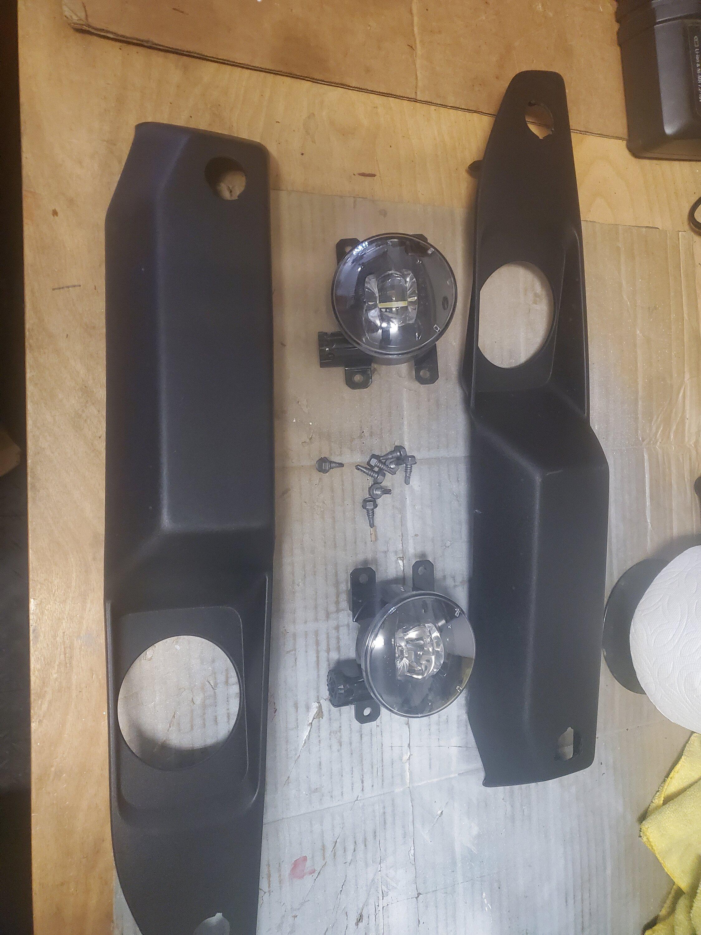 Ford Bronco Help me find some inexpensive fogs? 20230623_074805