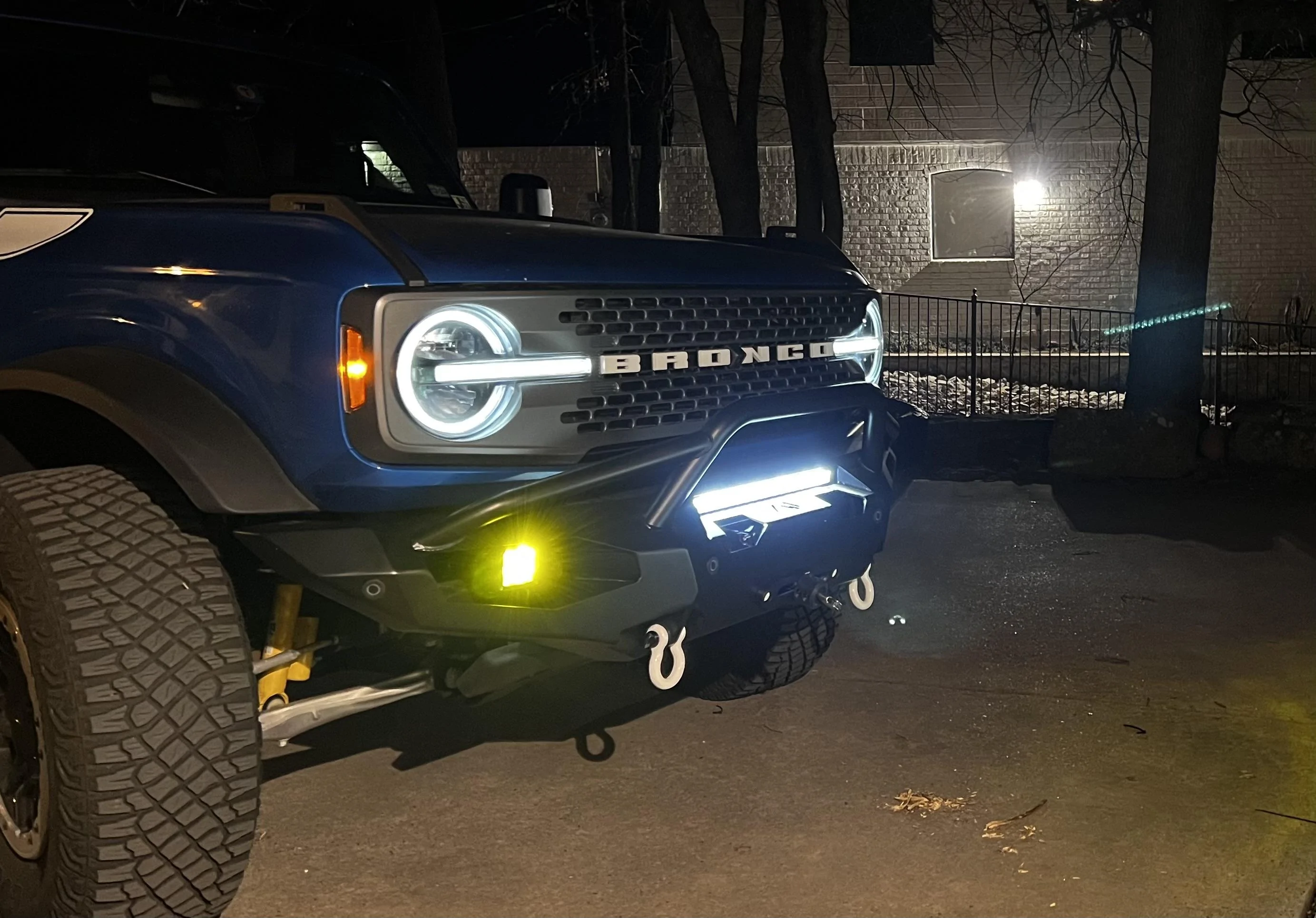 Ford Bronco T IMG_0989
