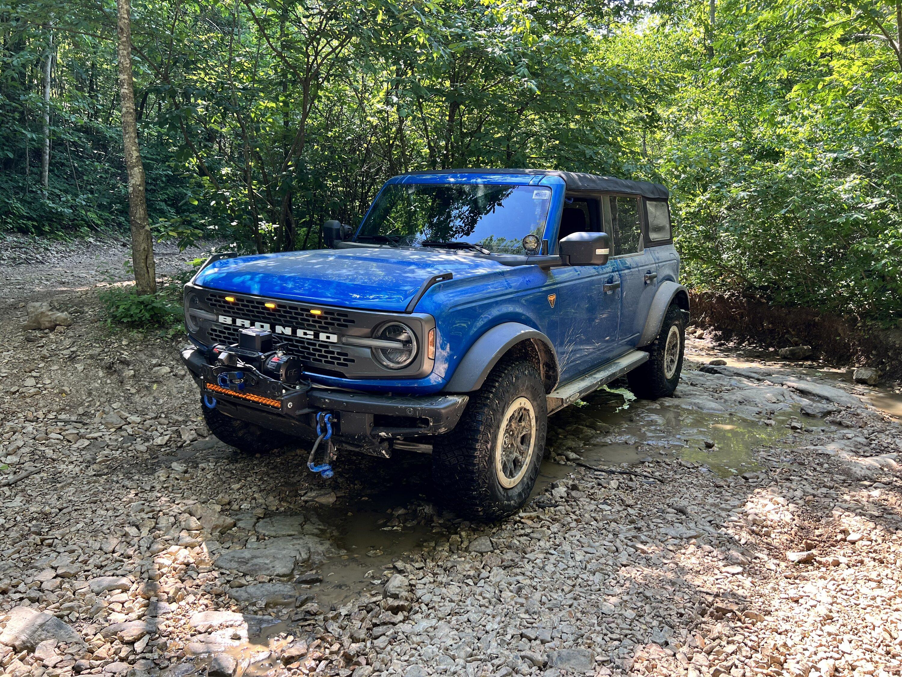 Ford Bronco T IMG_2542