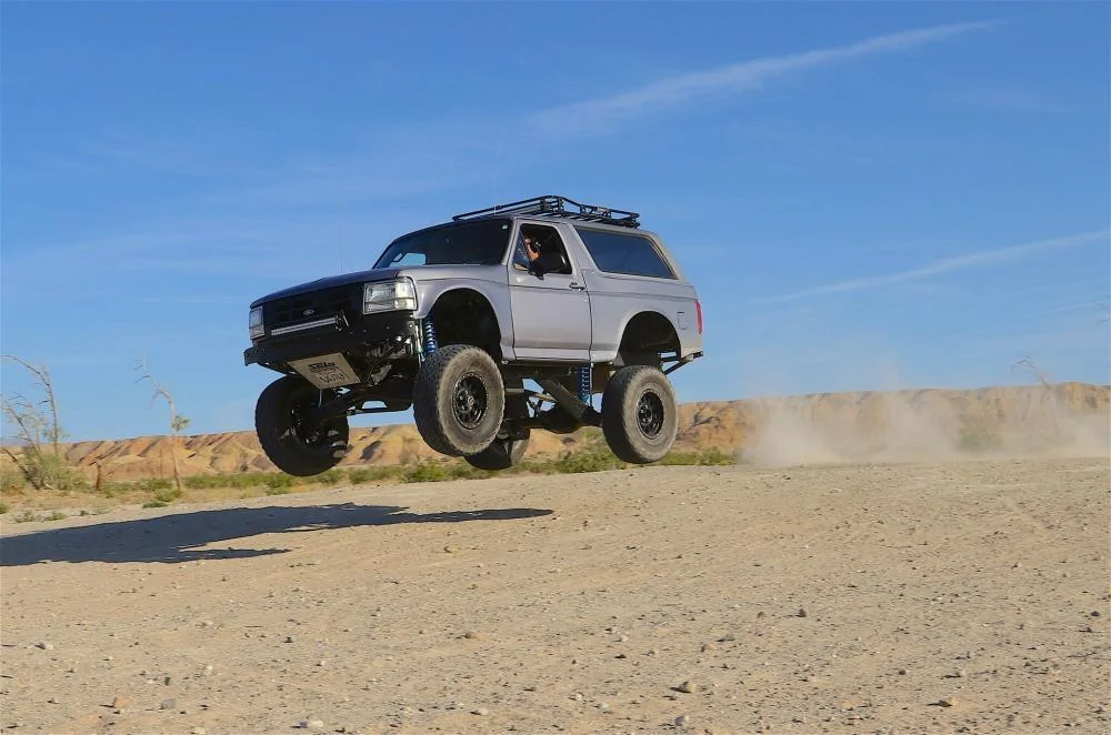 1996_ford_bronco_world_domination_220.jpg