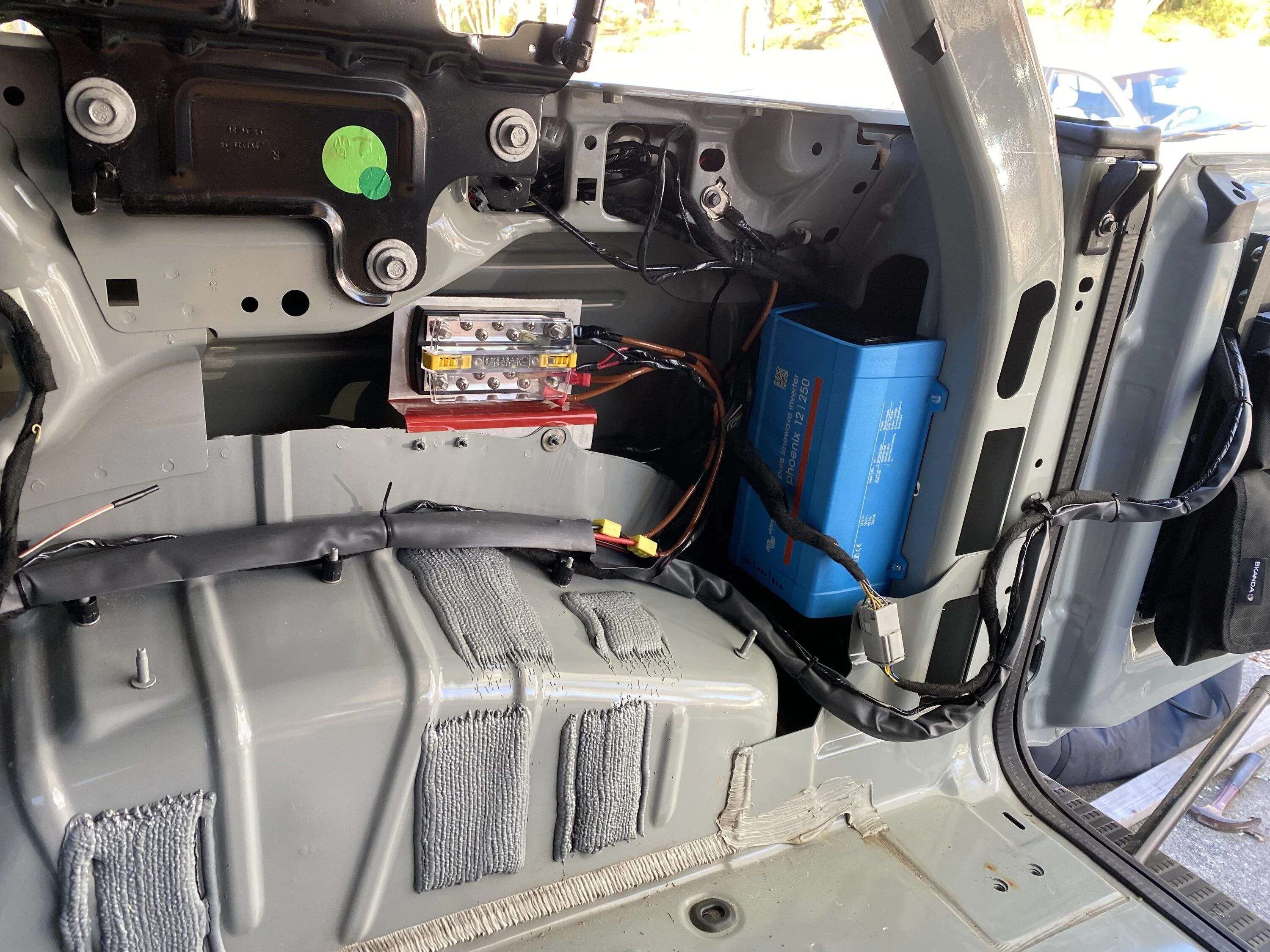 Ford Bronco Creative place to mount a single ARB air compressor? 4c225572-894e-4b1e-8547-431d00fe7cc7-jpeg