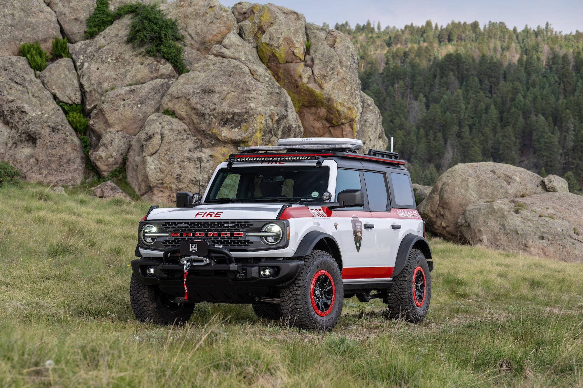 Ford Bronco Bronco Wildland Firefighting Rig Debut Bronco wildland firefighting command rig_01
