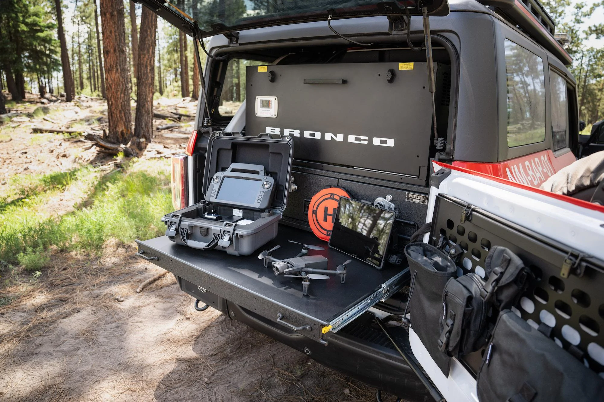 Ford Bronco Bronco Wildland Firefighting Rig Debut Bronco wildland firefighting command rig_09