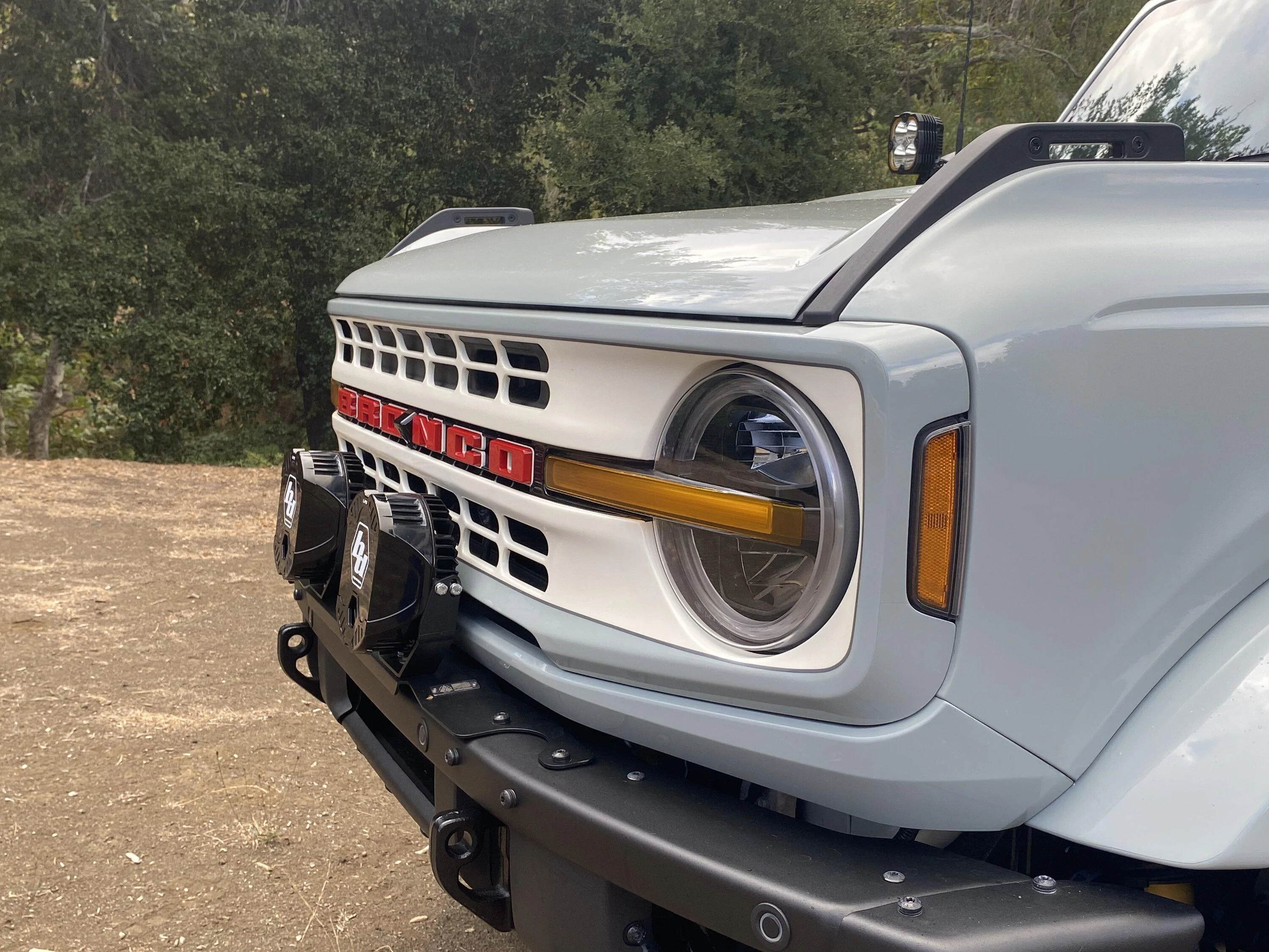 Ford Bronco HERITAGE EDITION Bronco Club Custom painted grill