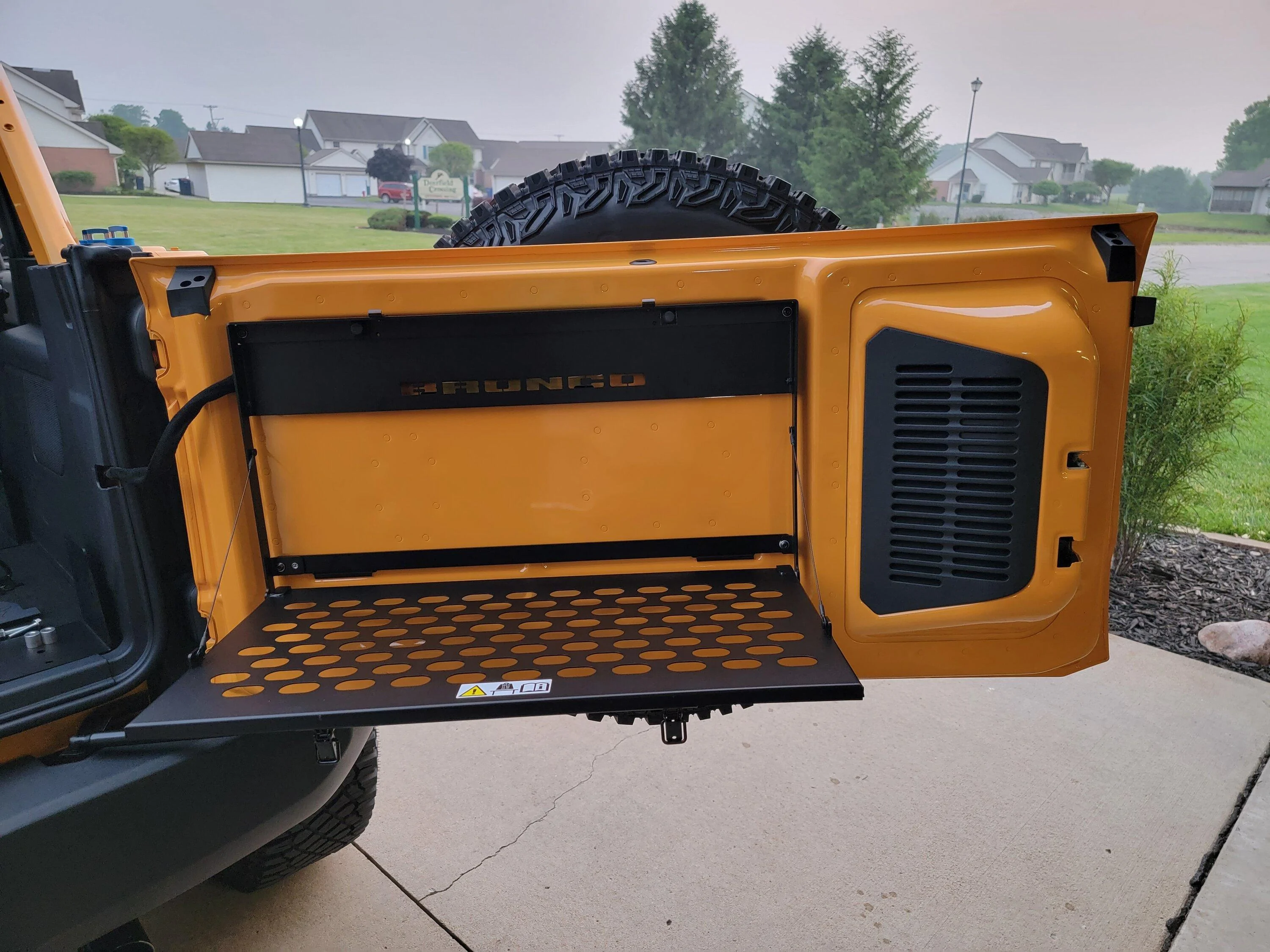 Ford Bronco Looking for recommendations on mudflaps and running boards 20230628_210331