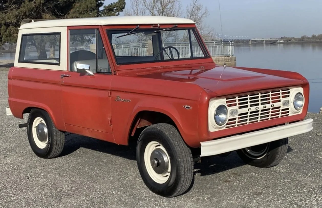 Ford Bronco HERITAGE EDITION Bronco Club IMG_5993