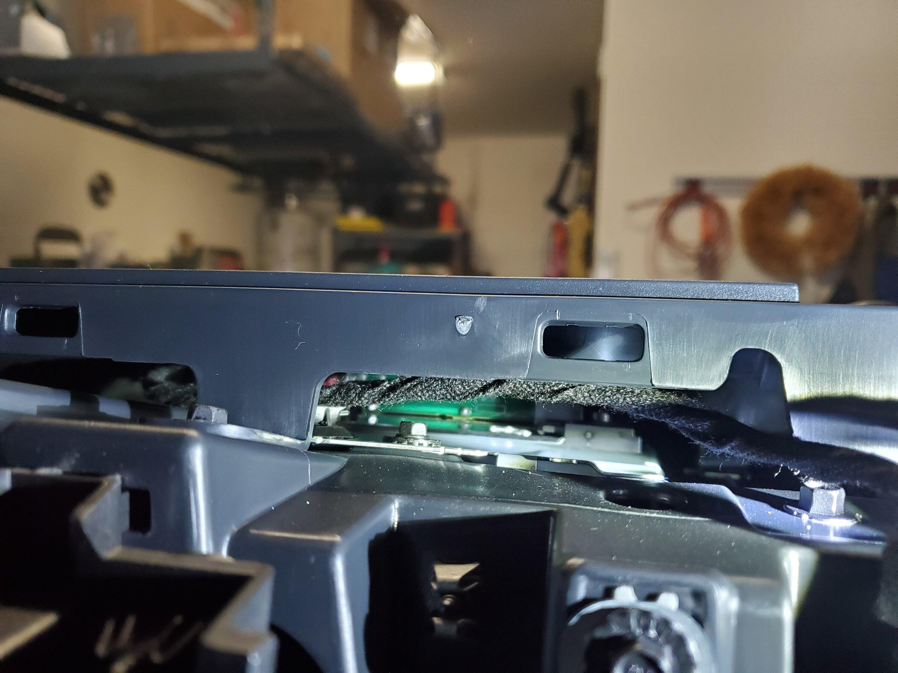 Ford Bronco Connected Modem/Hotspot Antenna Location 20221224_111246