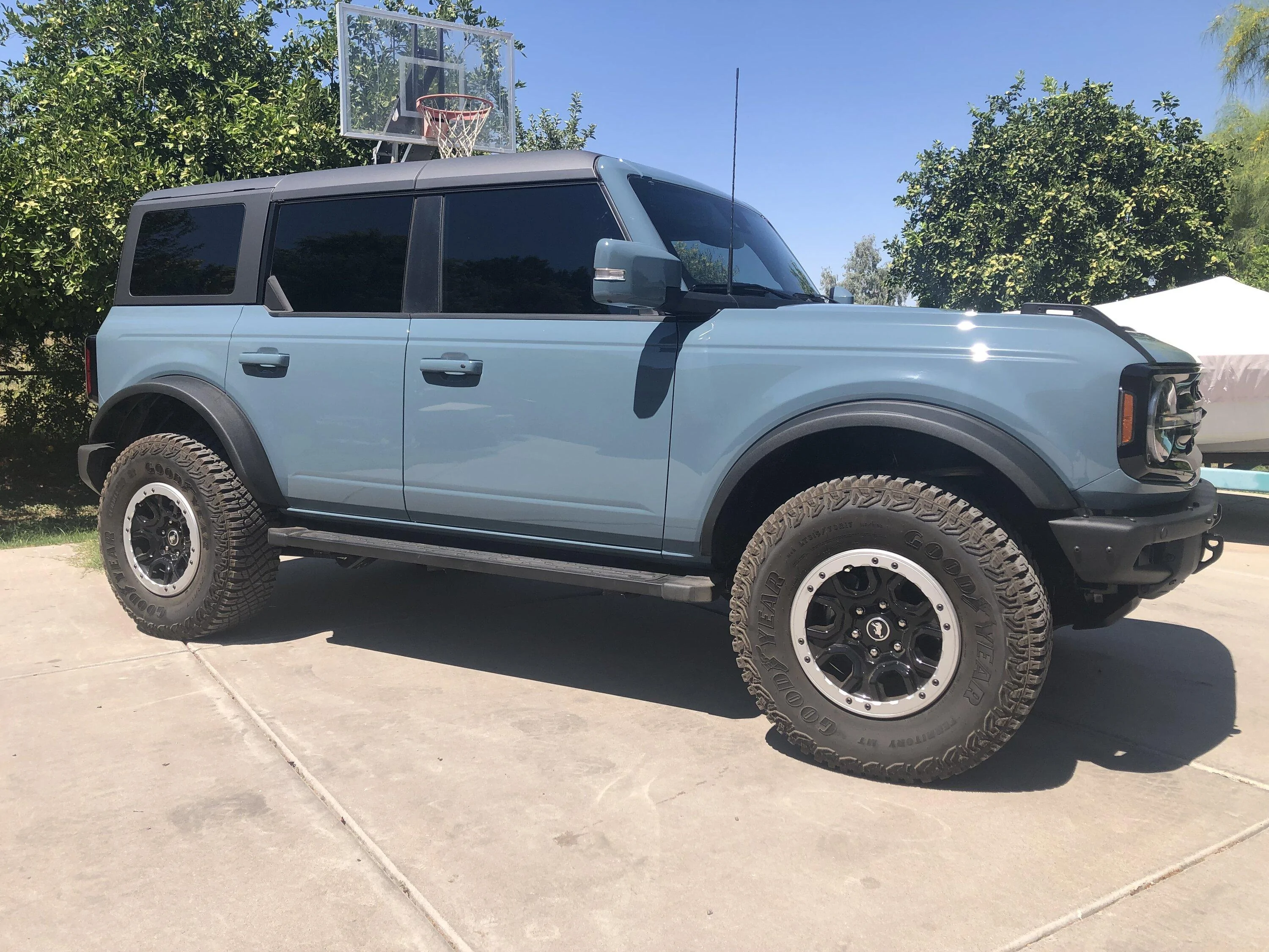 Ford Bronco Operation "Raise Factory Running Boards" IMG_6350