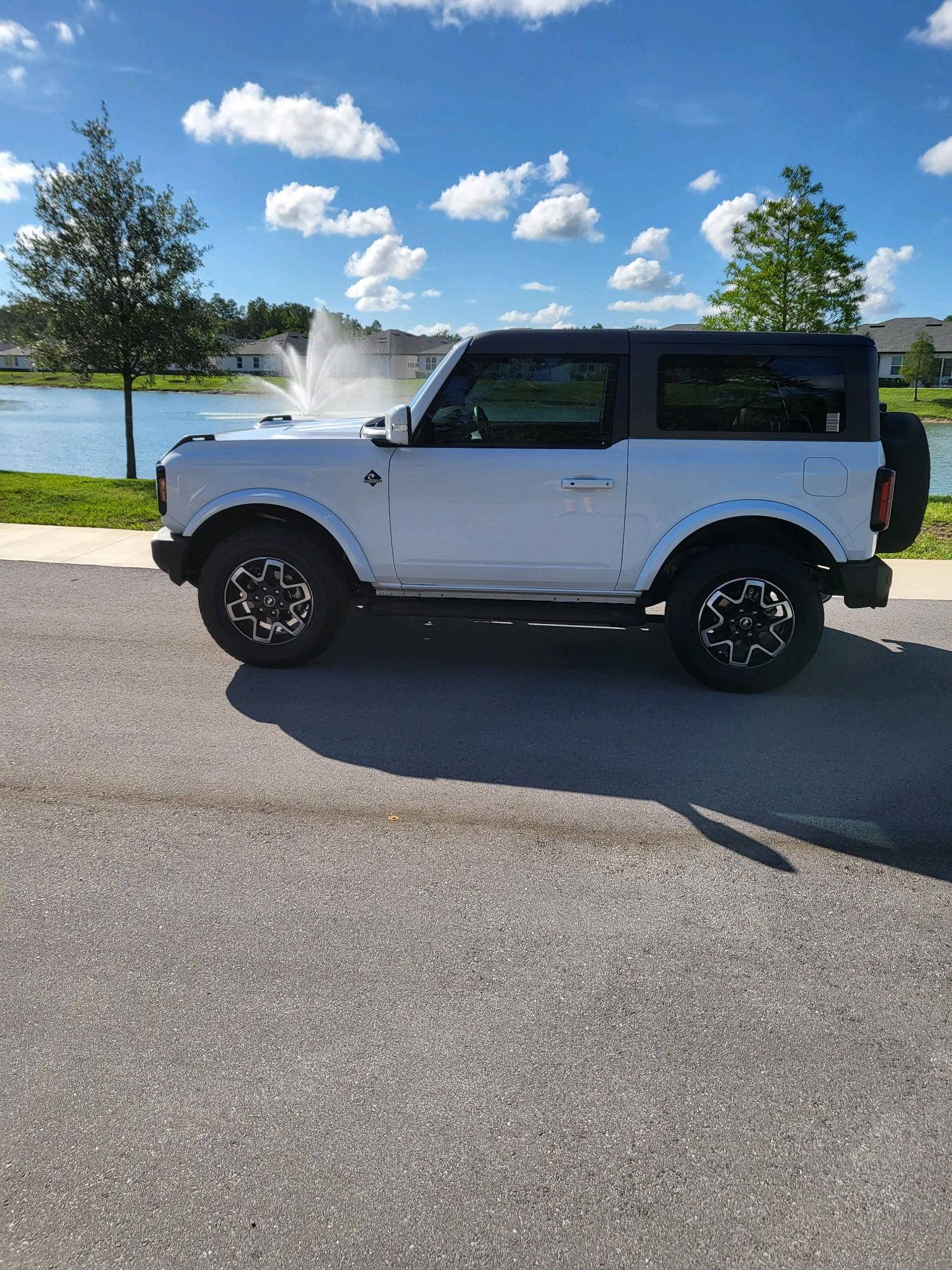 Ford Bronco Bronco Team 2 door. 11316 1