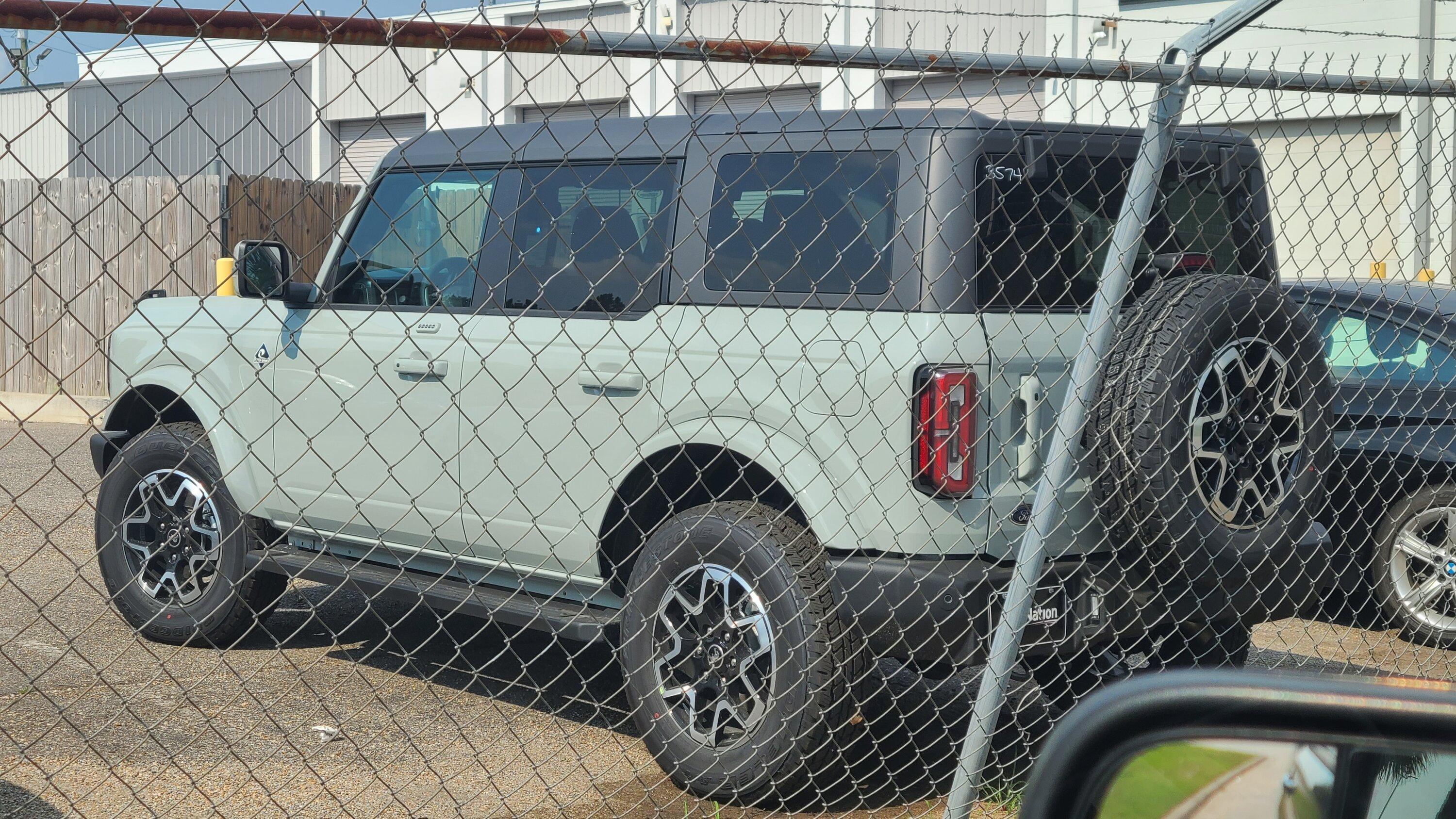 Ford Bronco 05/29/2023 Build Week Thread 20230702_093401