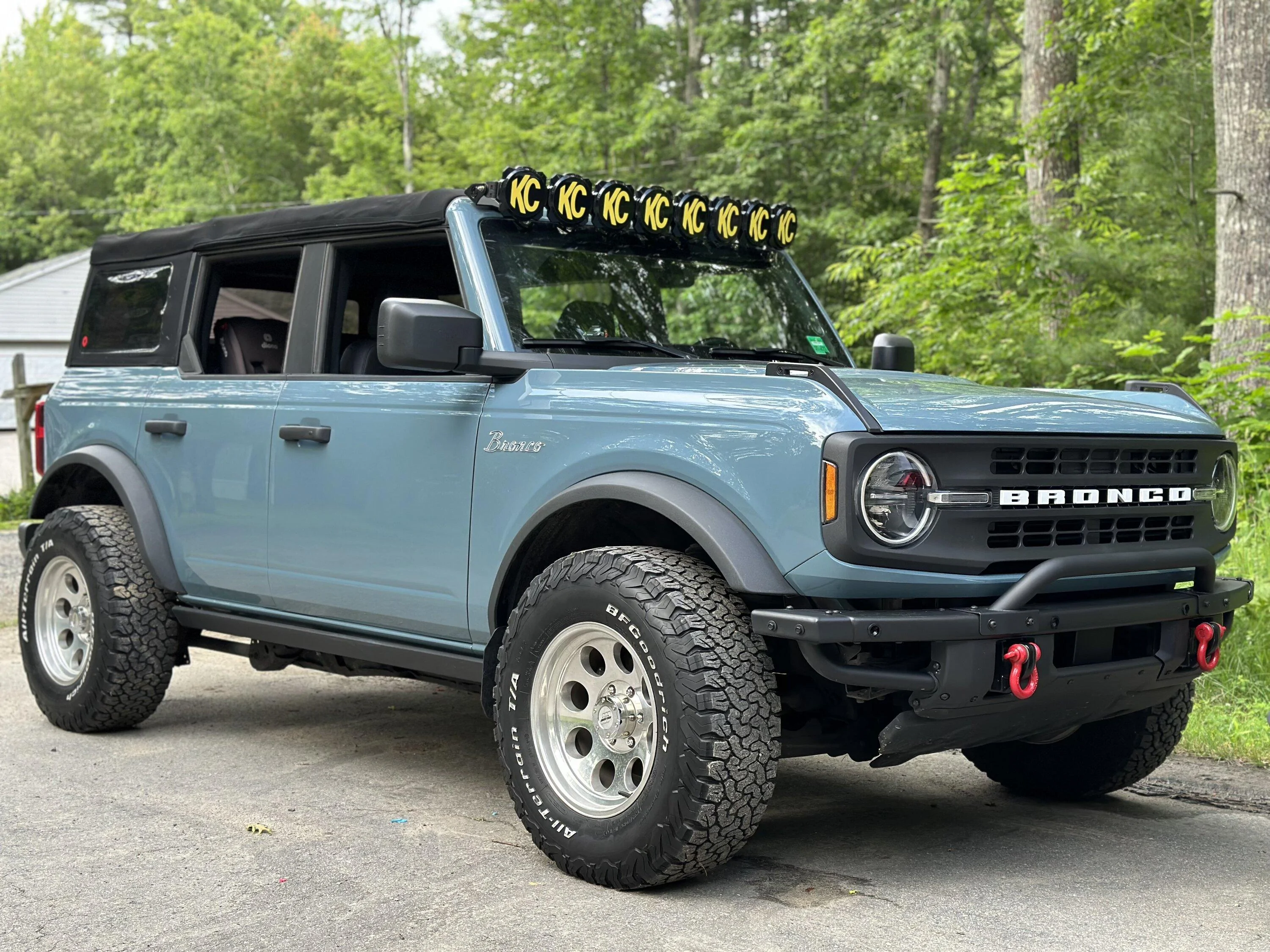 Ford Bronco KC gravity lights - road noise? IMG_2336