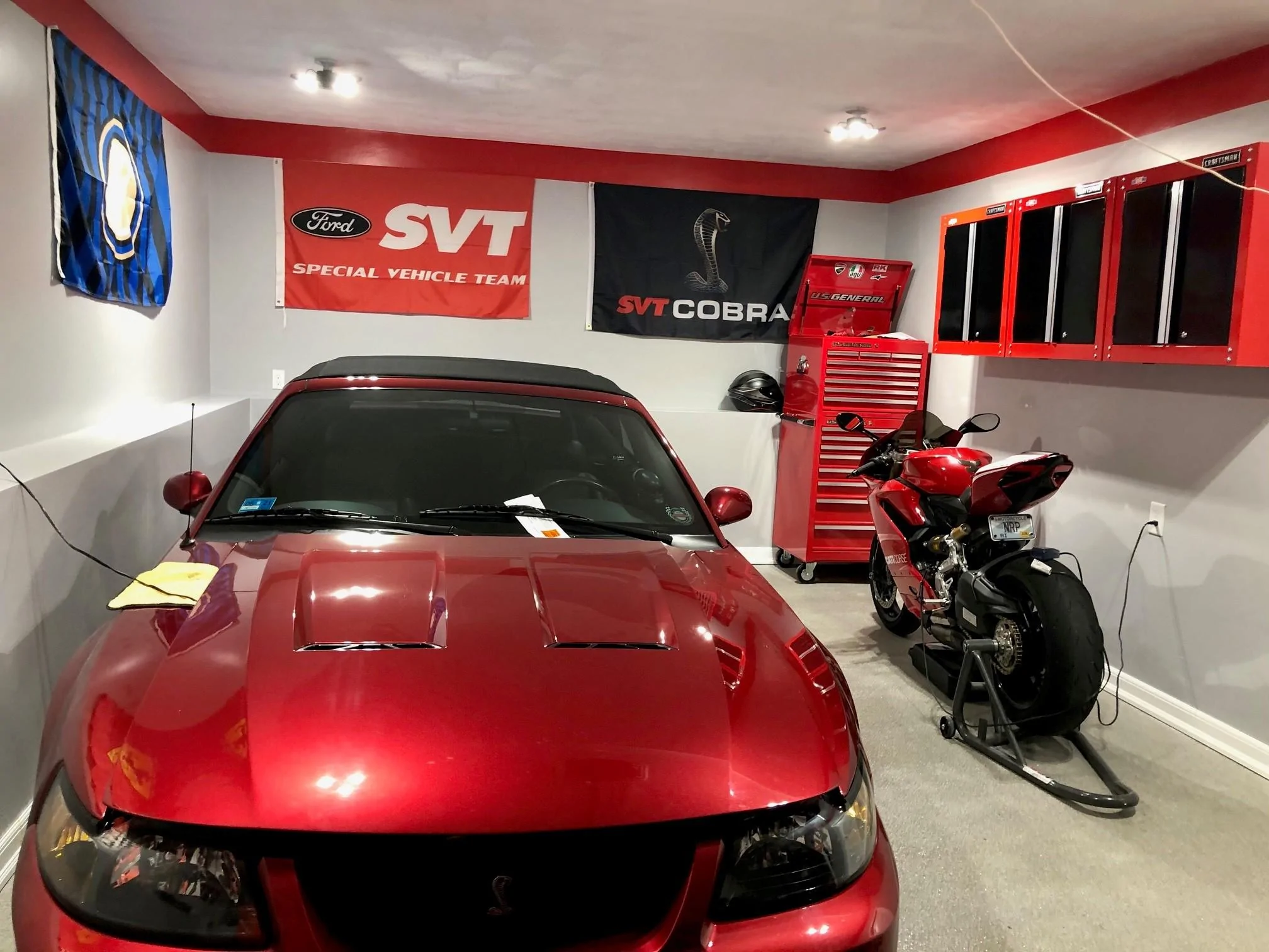 Ford Bronco Superbikes and Broncos 3