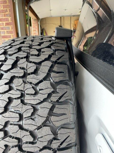 Ford Bronco 315/70/17 tires on non Sas Badlands IMG_7769