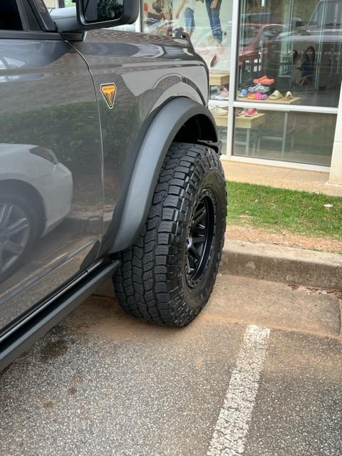 Ford Bronco Looking for tire suggestions IMG_0338