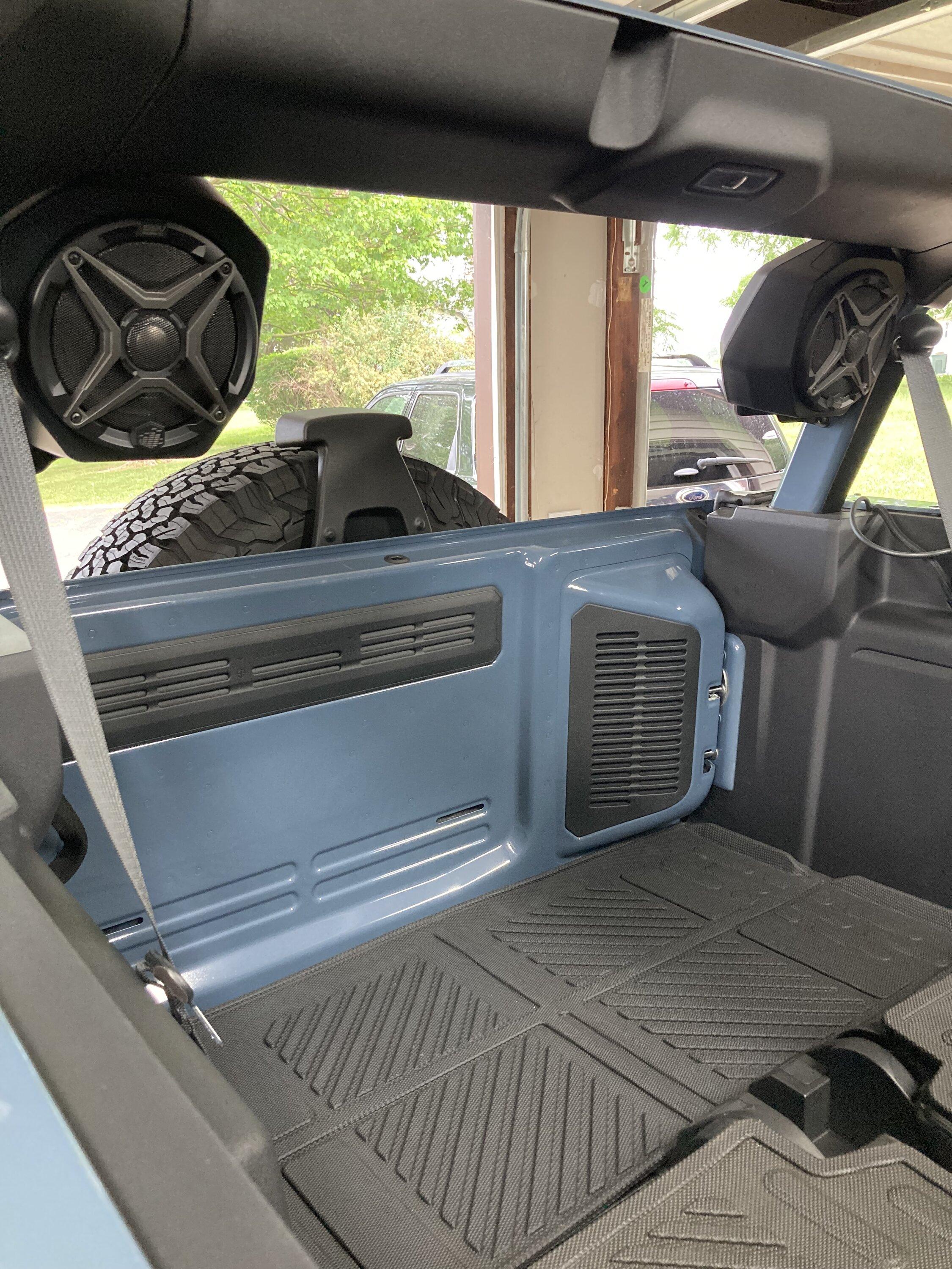 Ford Bronco SSV 6" speakers tempImageZ3ZwLu
