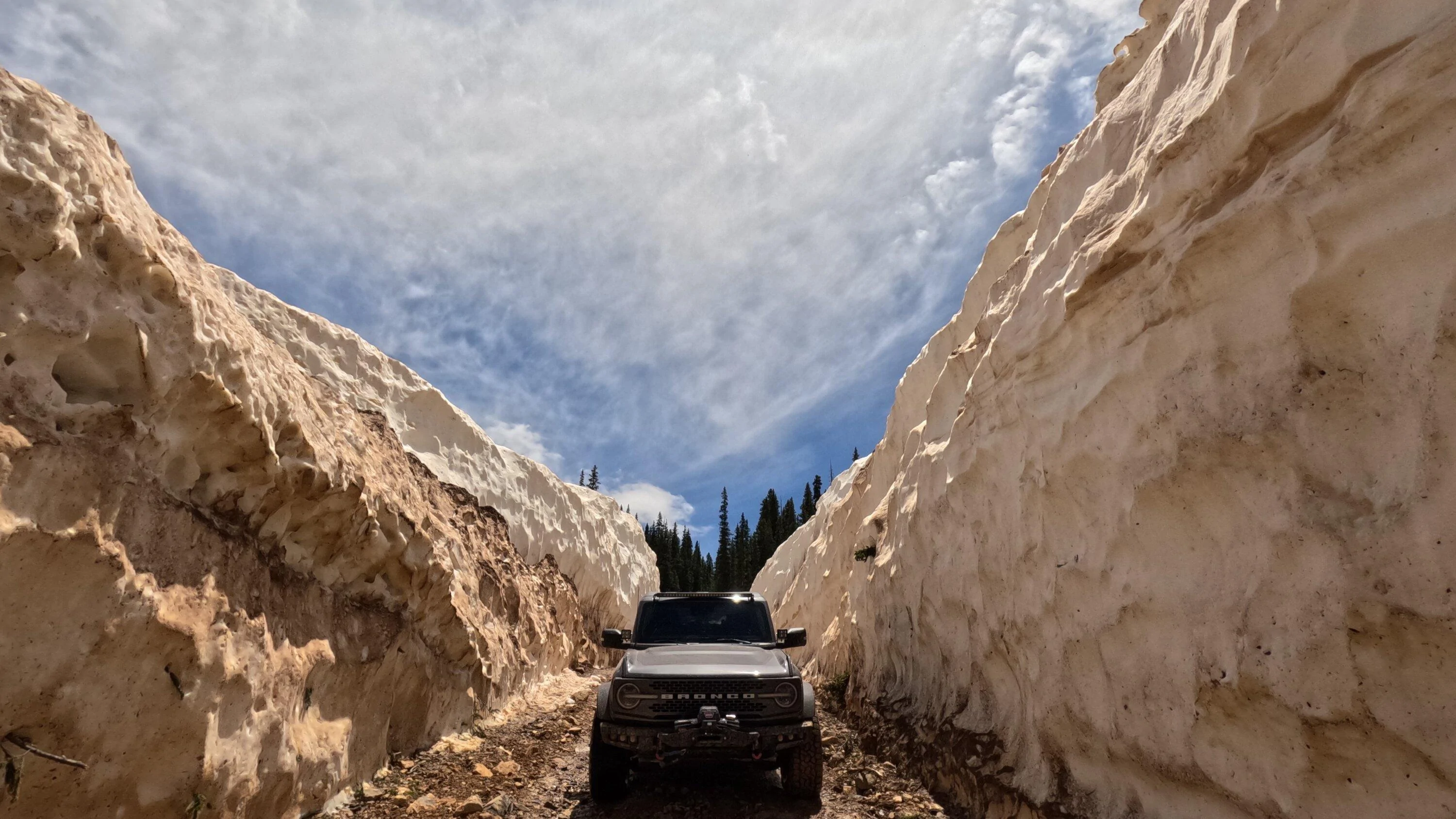 Ford Bronco Colorado Passes: Engineer -> Cinnamon -> California -> Hurricane -> Corkscrew GOPR0063