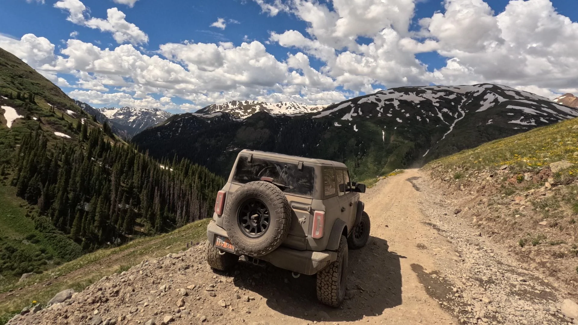 Ford Bronco Colorado Passes: Engineer -> Cinnamon -> California -> Hurricane -> Corkscrew GOPR0118
