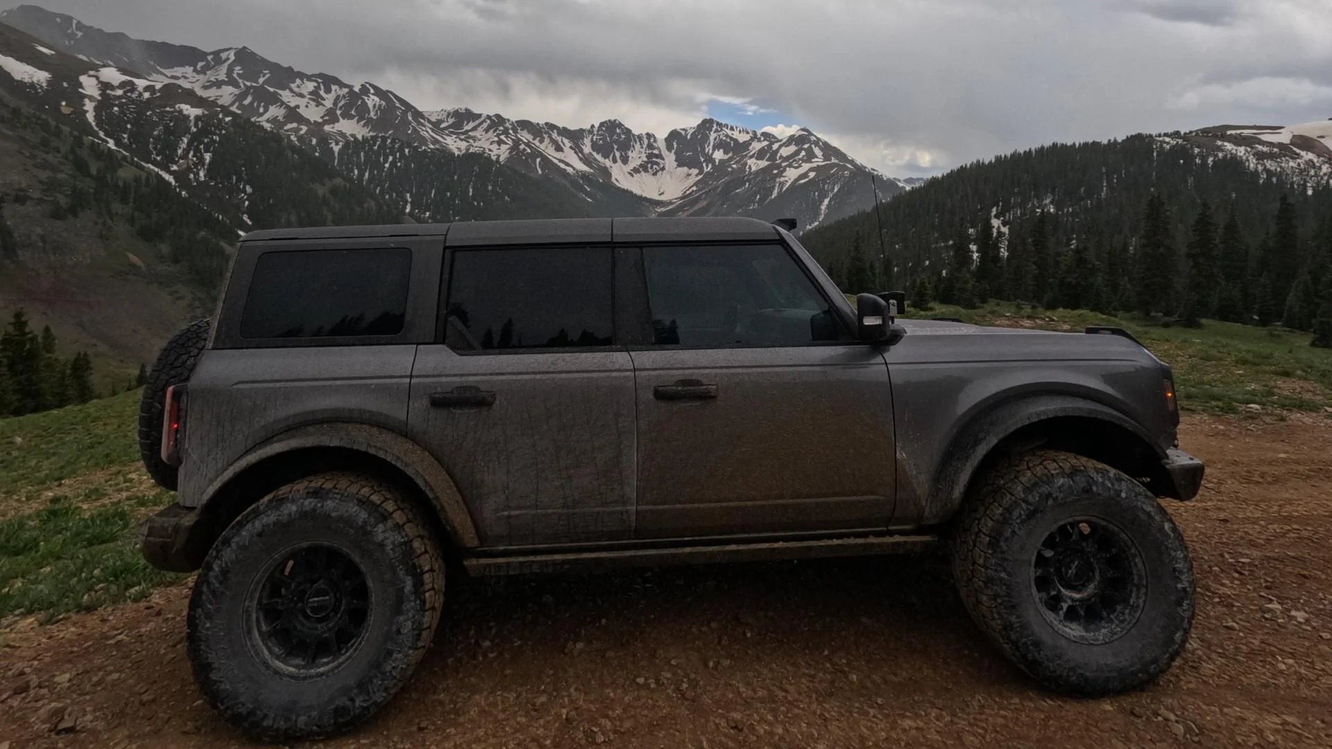 Ford Bronco Colorado Passes: Engineer -> Cinnamon -> California -> Hurricane -> Corkscrew GOPR0132
