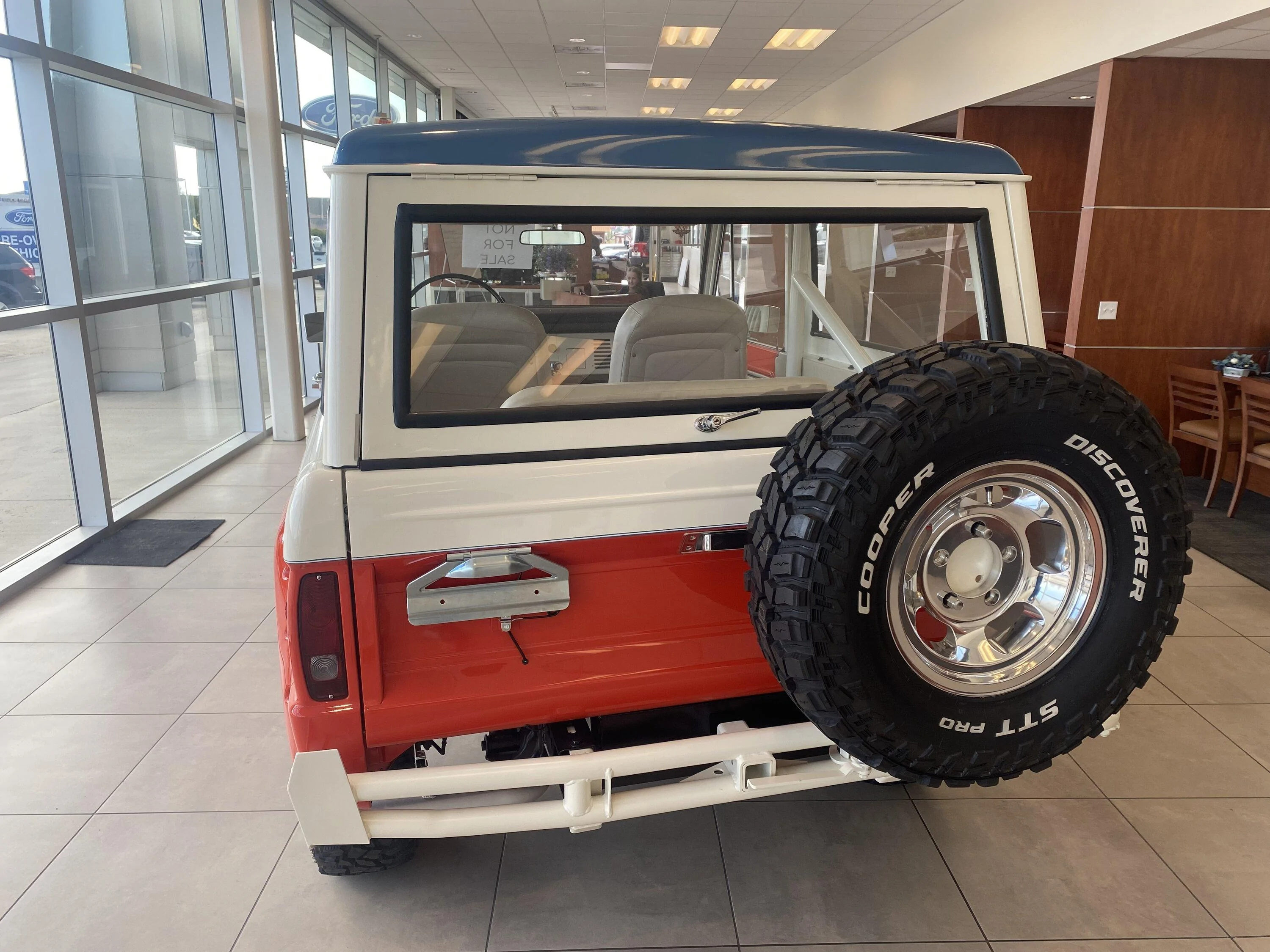Ford Bronco HERITAGE EDITION Bronco Club IMG_3574