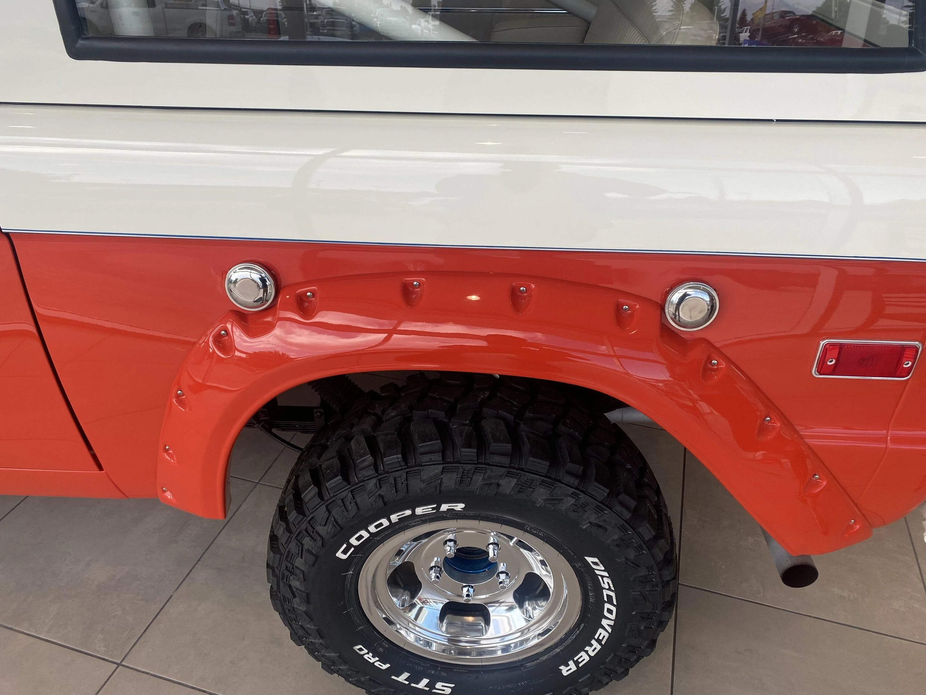 Ford Bronco HERITAGE EDITION Bronco Club IMG_3576