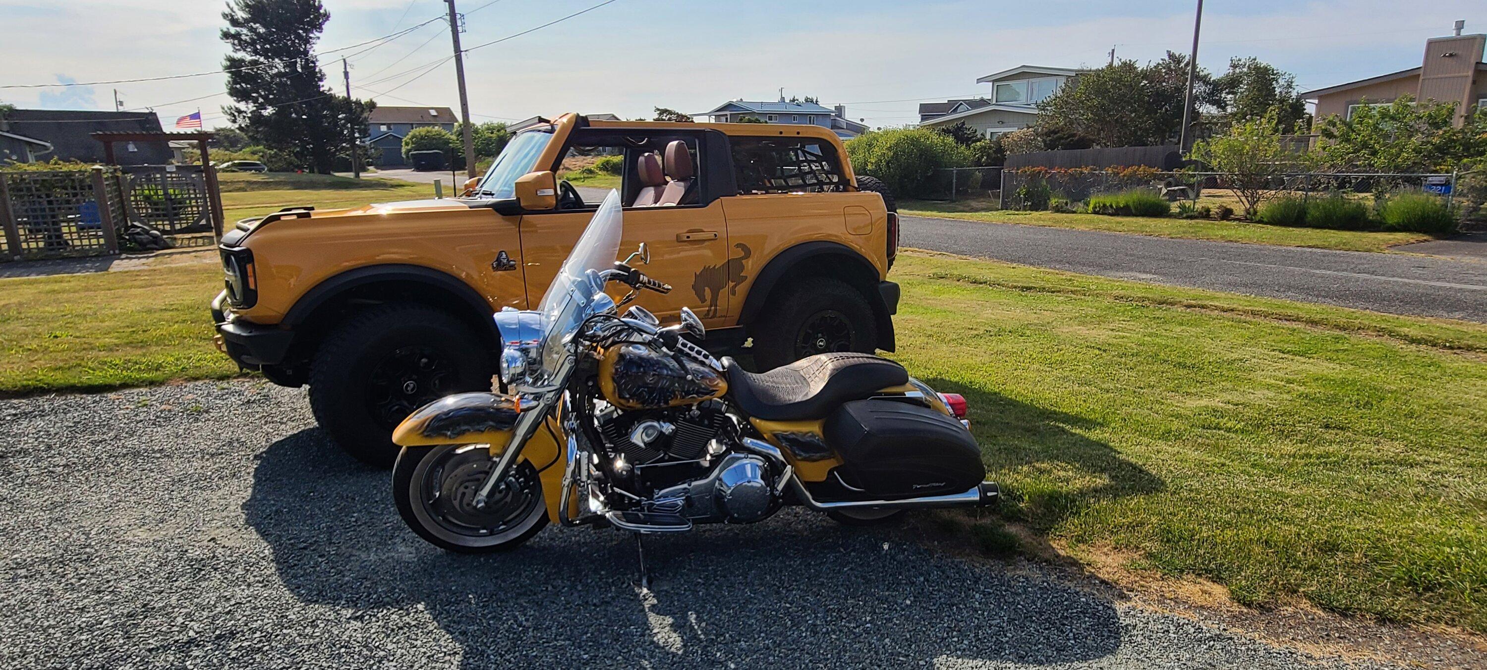 Ford Bronco Superbikes and Broncos 20230623_173258