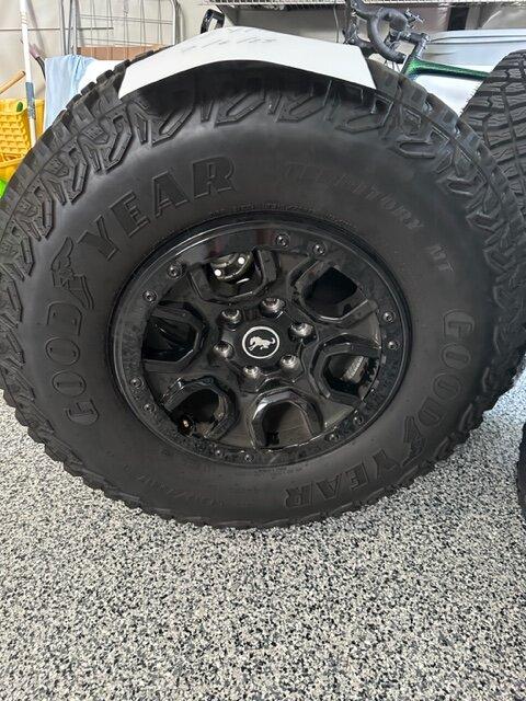 Ford Bronco 2023 Wildtrack wheels/tires (5) $2000 IMG_4781