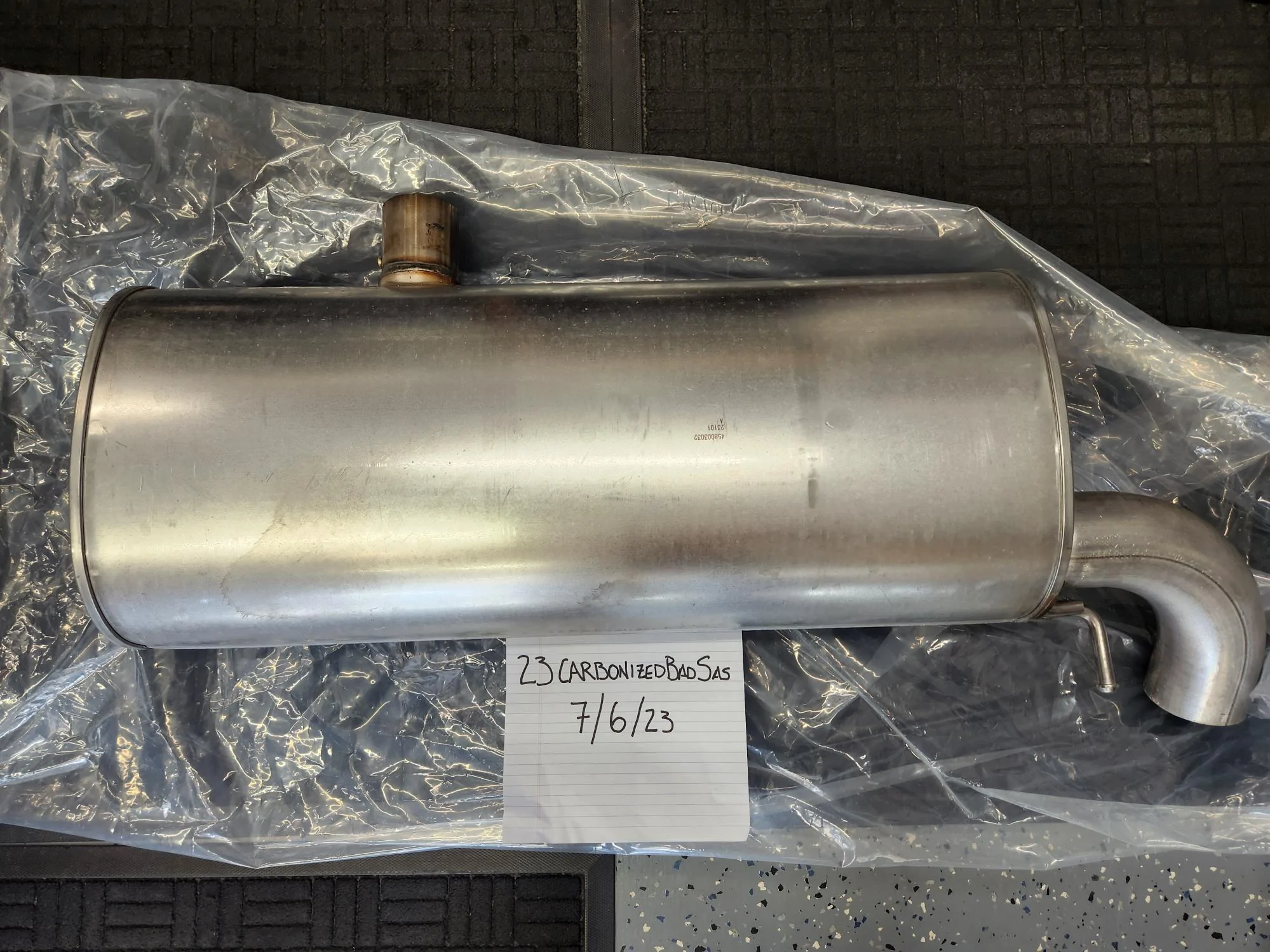 Ford Bronco 2023 OEM Axle-Back Exhaust (2.7 Engine) Exhaust Pic 1