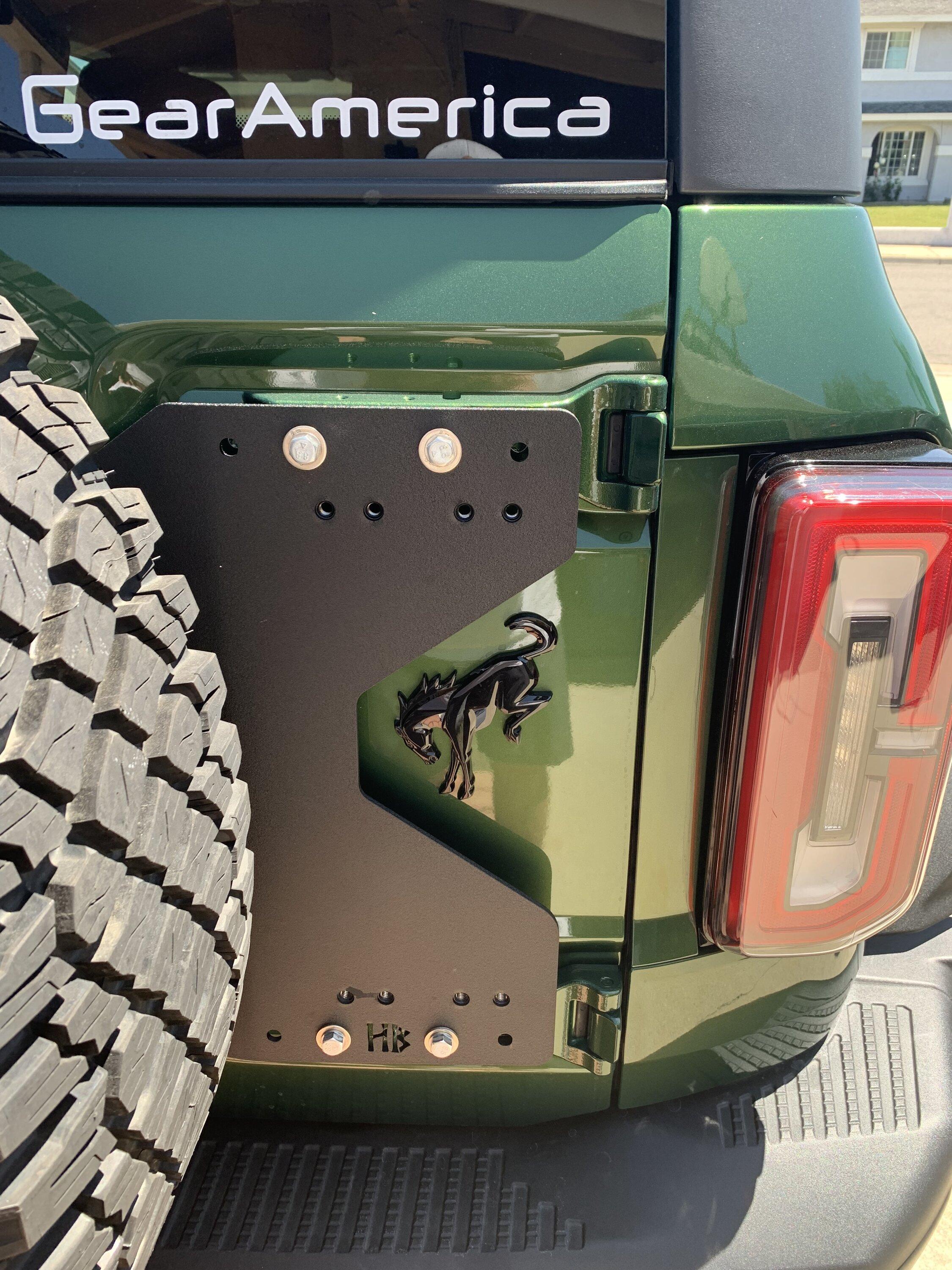 Ford Bronco Raptor Tailgate Hinges installed with Hammerbilt Bracket IMG_6798