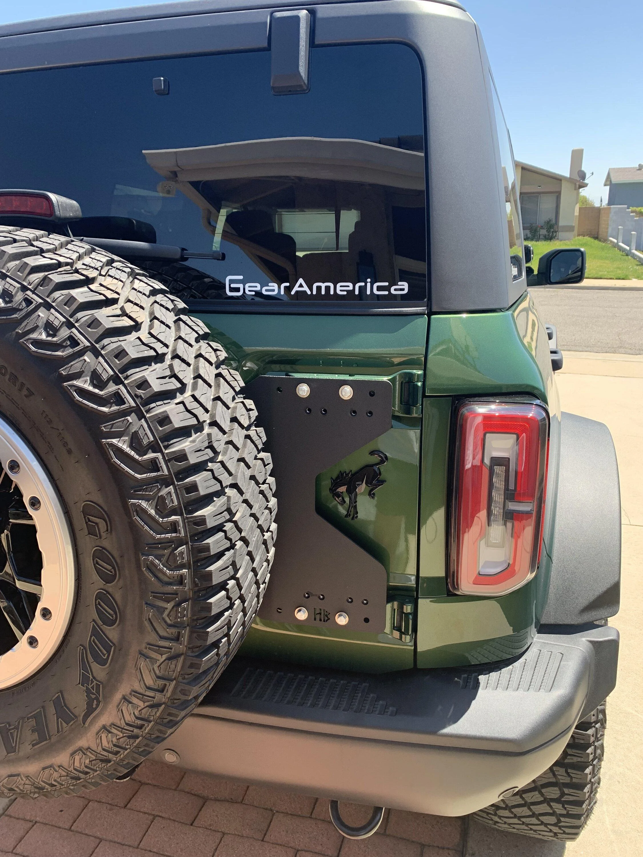 Ford Bronco Raptor Tailgate Hinges installed with Hammerbilt Bracket IMG_6797