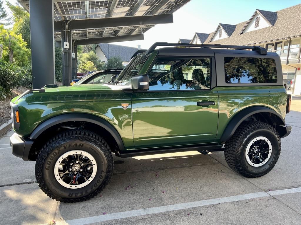 Ford Bronco ERUPTION GREEN Bronco Club DF578602-C83E-477E-A47A-B8A3E5D96224_1_105_c