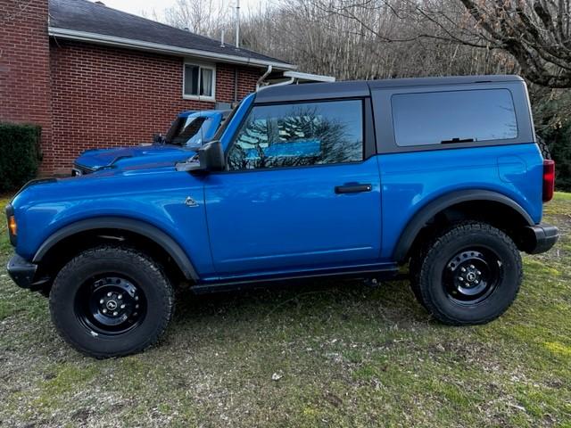 Ford Bronco Bronco Team 2 door. Black Diamond