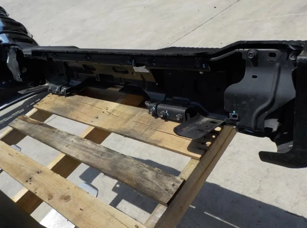Ford Bronco Brackets for steel rear bumper? IMG_1477