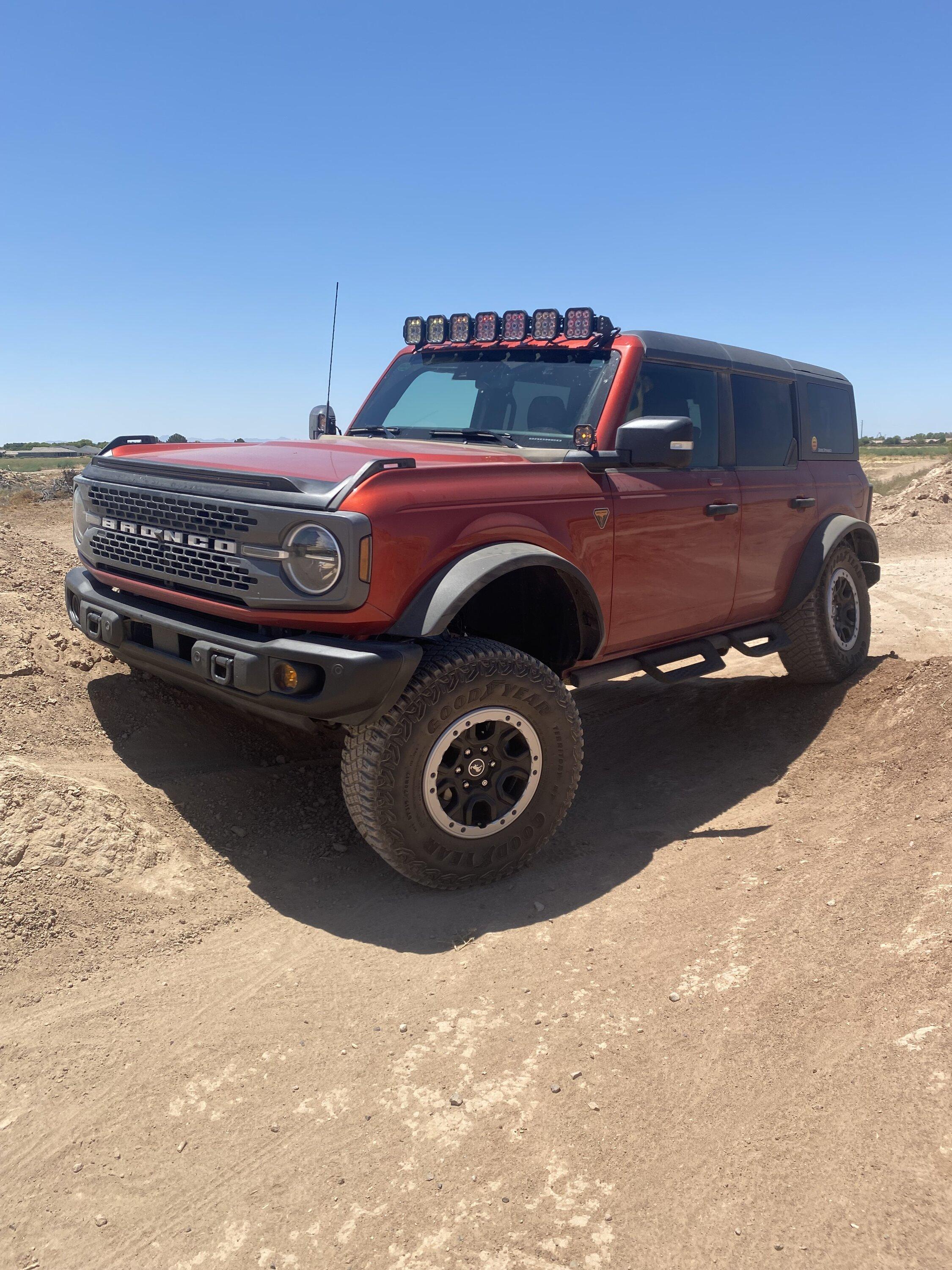 Ford Bronco ADS Racing Shocks Bronco Kit IMG_5359