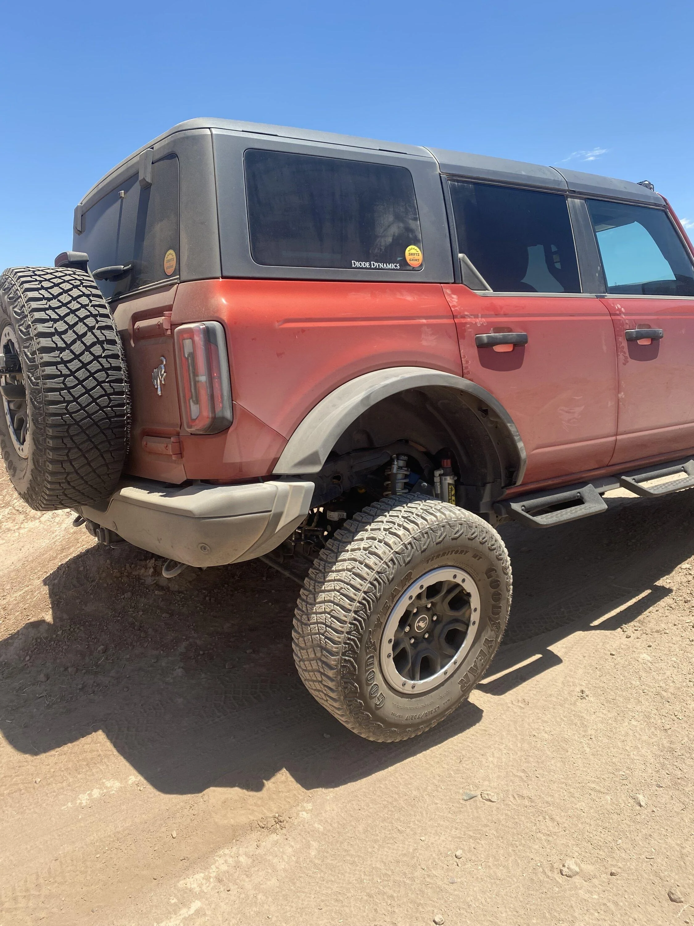 Ford Bronco ADS Racing Shocks Bronco Kit IMG_5363