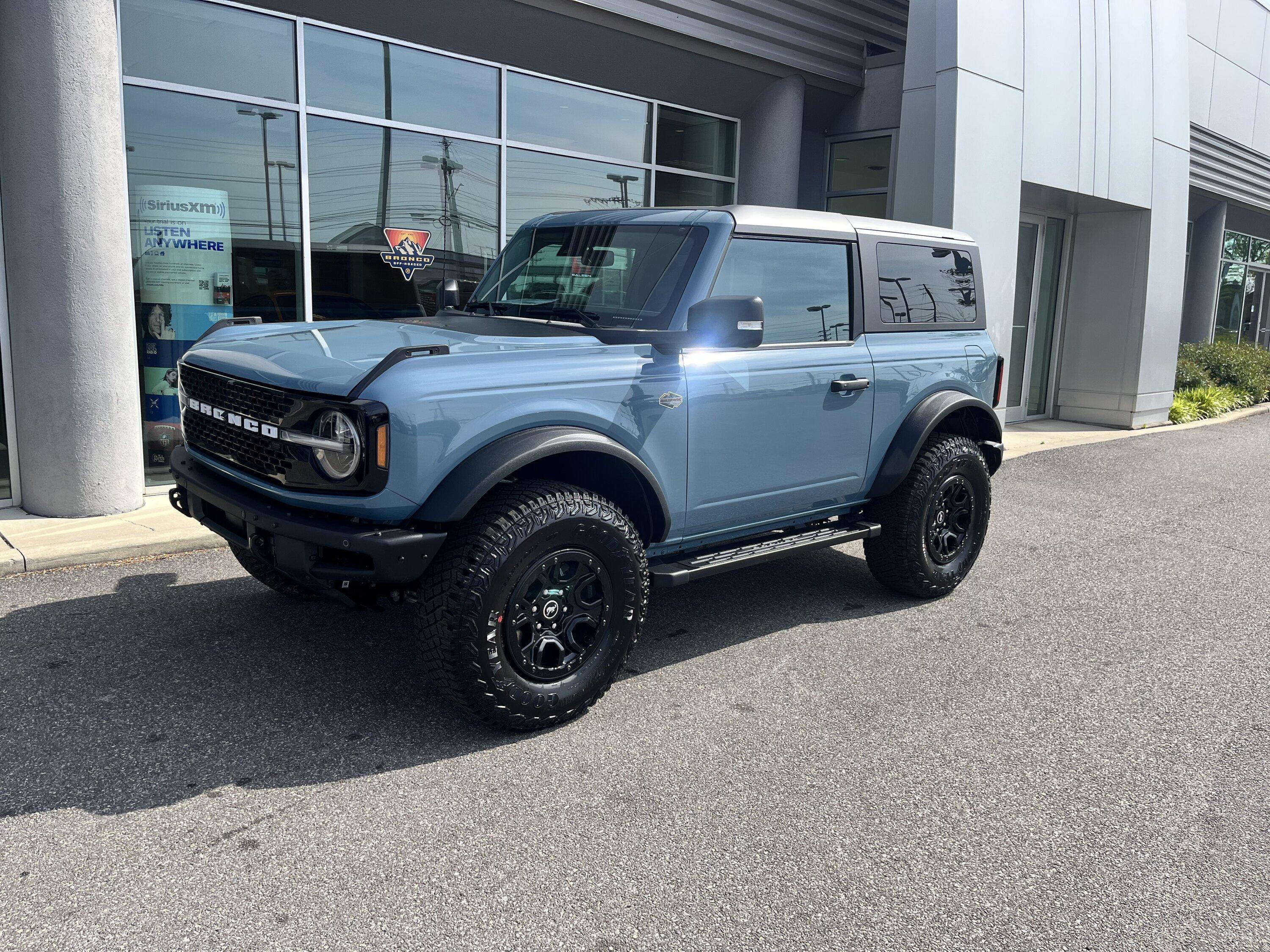 Ford Bronco HERITAGE EDITION Bronco Club IMG_5116