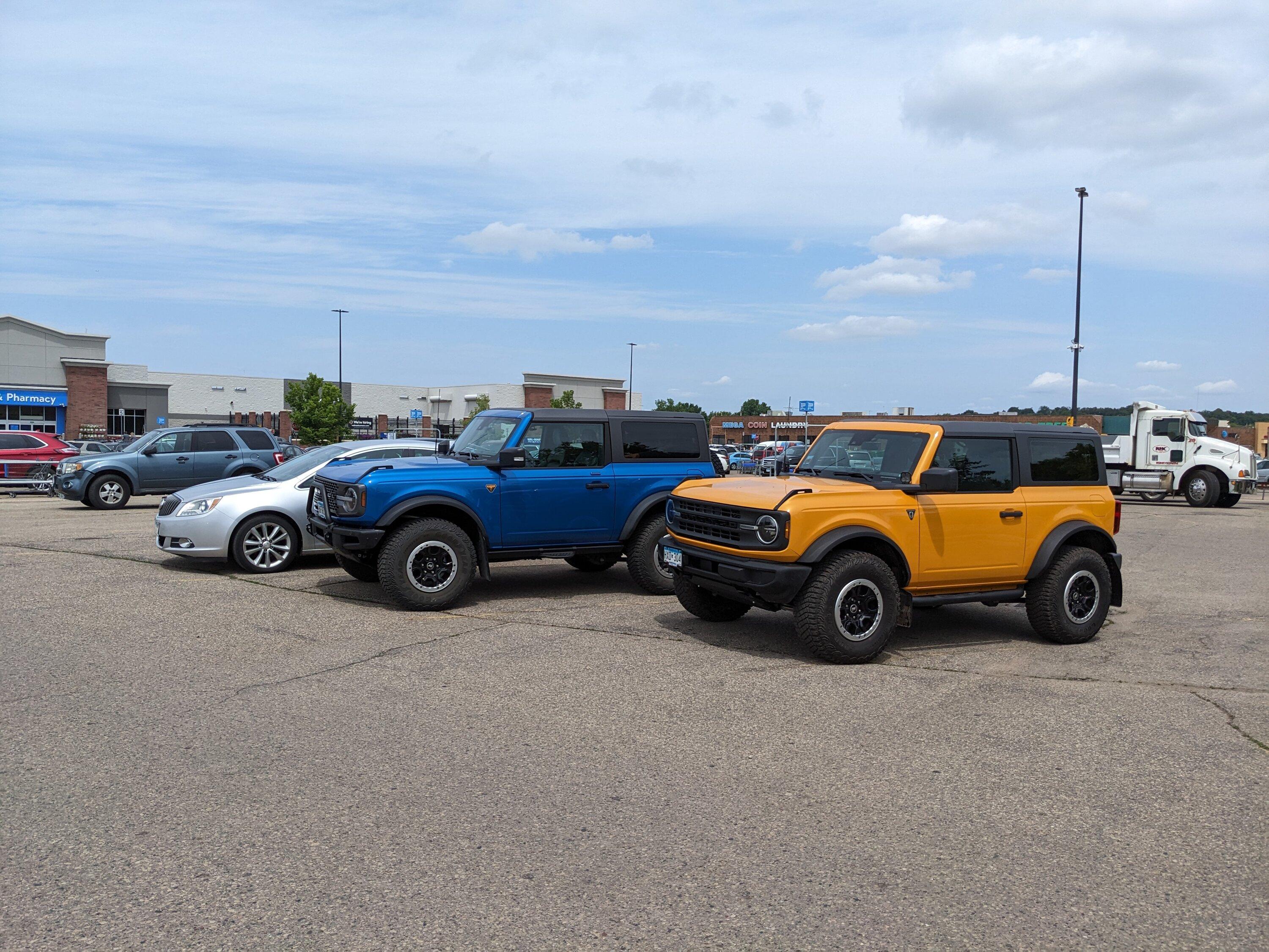 Ford Bronco Spotted in Faribault, MN - 2-door crew PXL_20230705_171735152