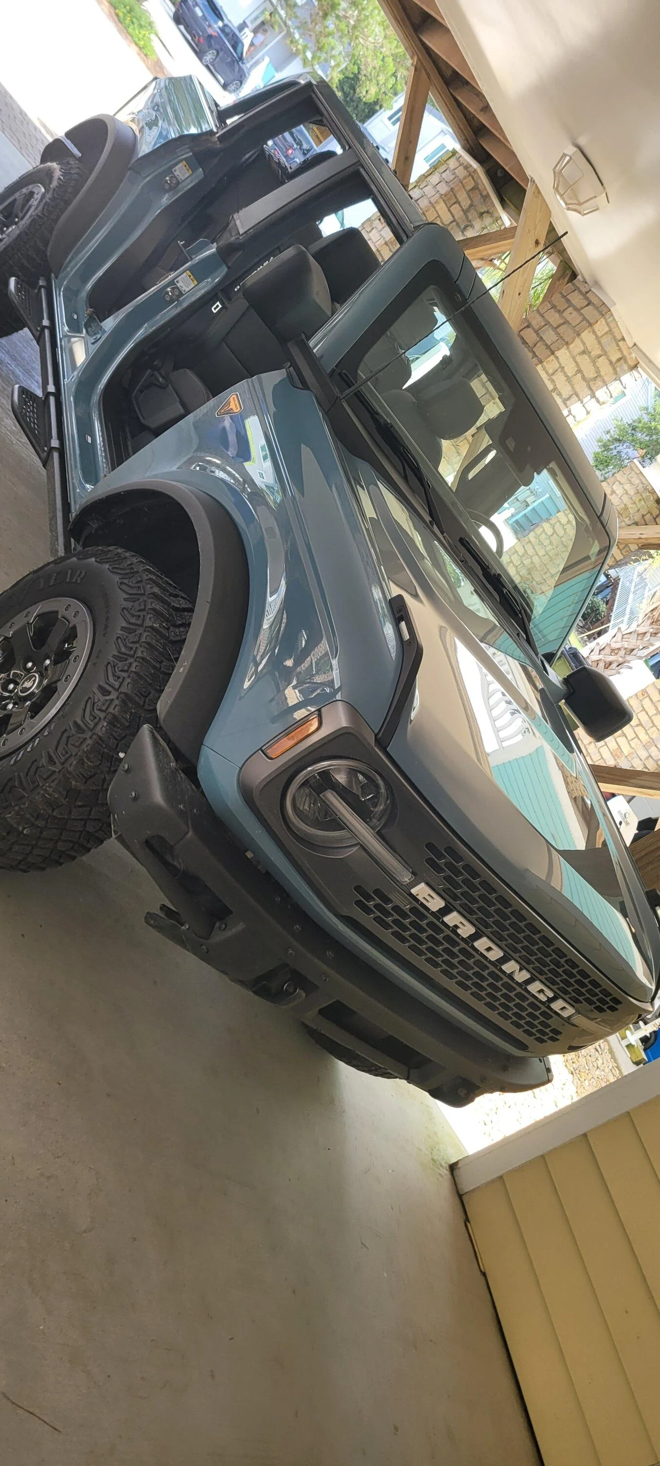 Ford Bronco Door stuck trying to remove 20230706_131659