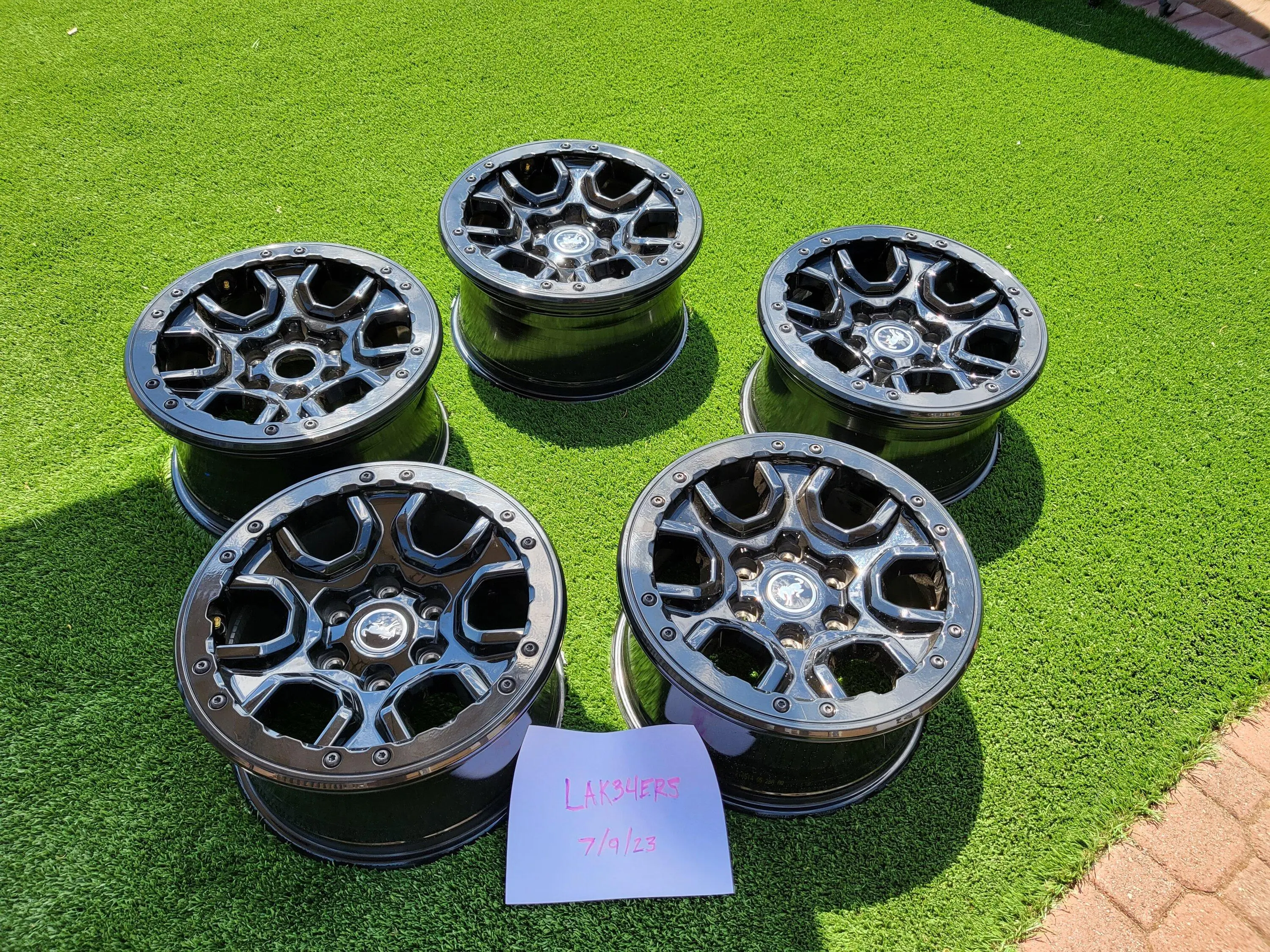 Ford Bronco SAS all Black Wheels $700 20230709_141019