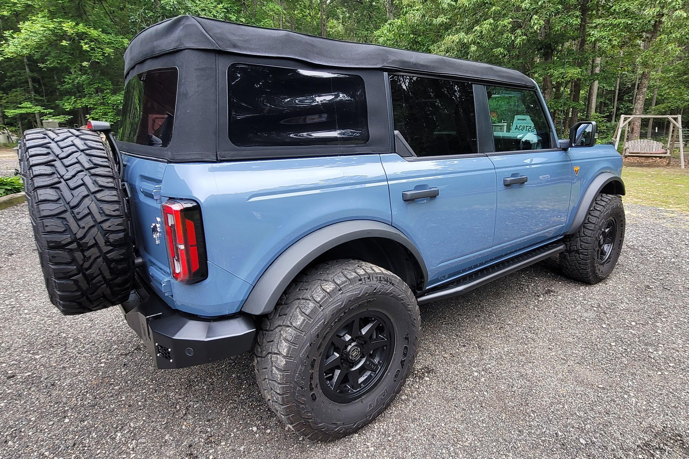 Ford Bronco BOSS'S(wife's) Azure Gray Metallic Badlands 20230607_155421