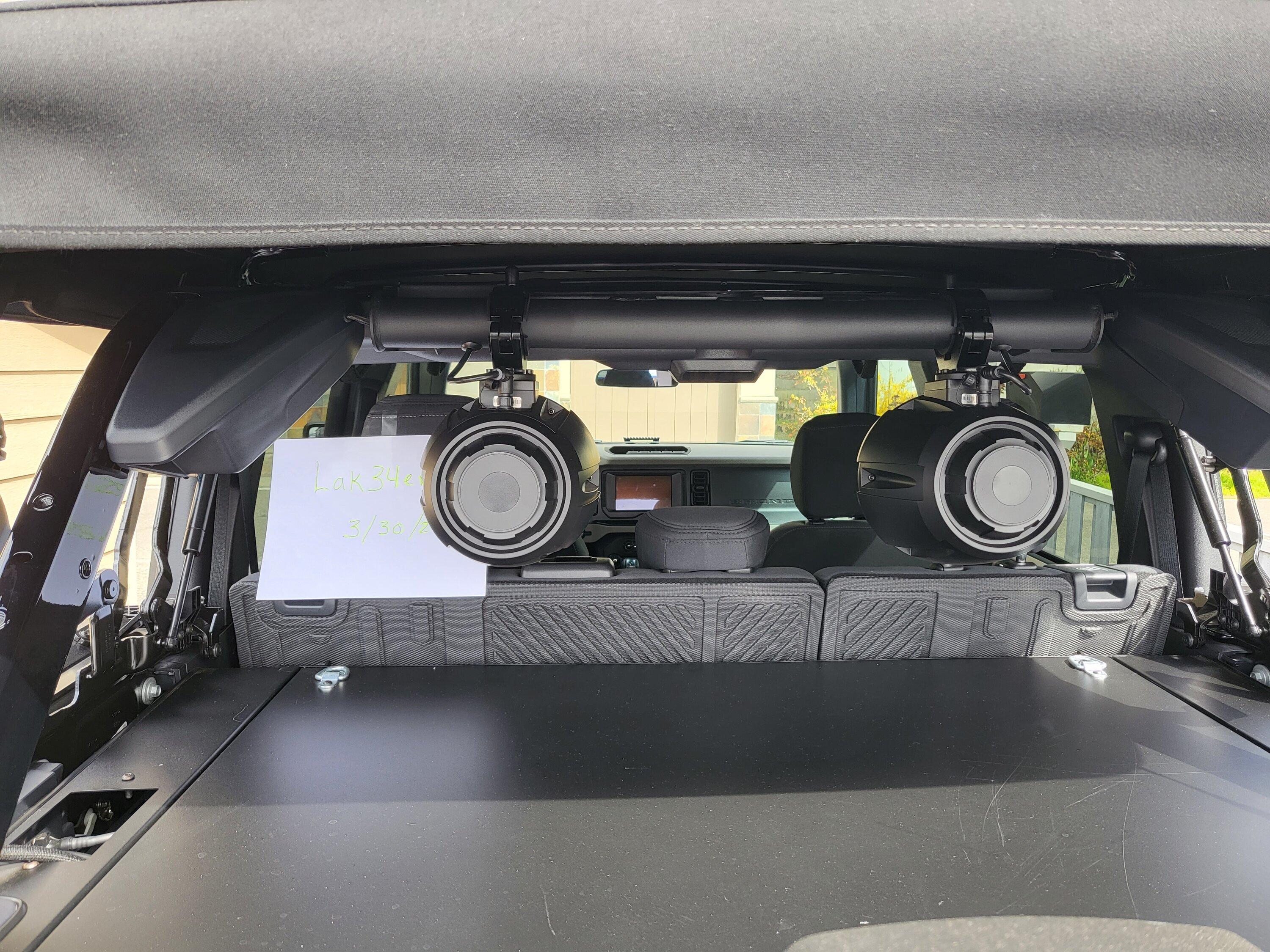Ford Bronco Awesome Rear Speaker Setup $200 20230330_115842
