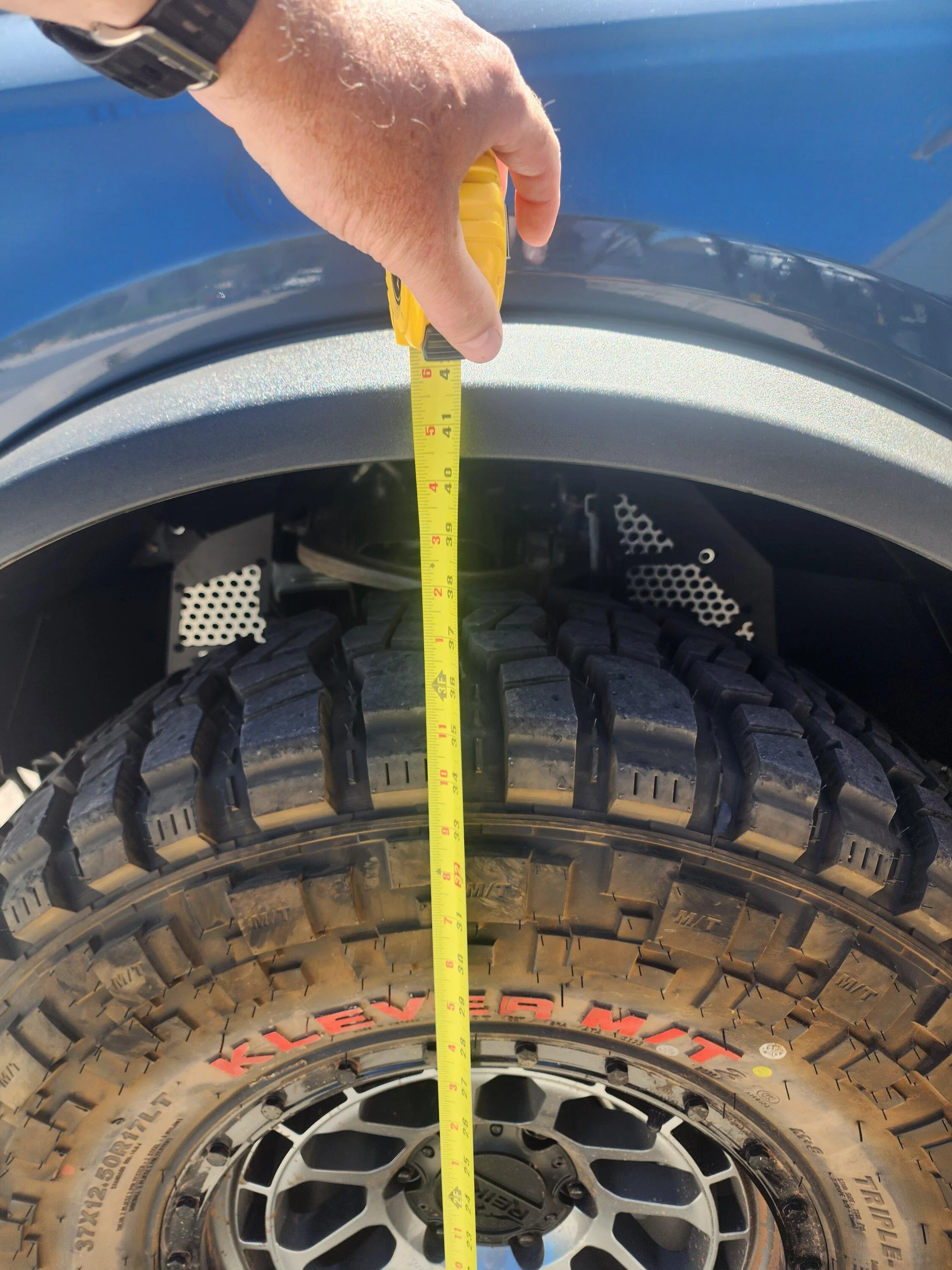 Ford Bronco Need advice 37's and Lift! front wheel -37-1.5perch-o-offset