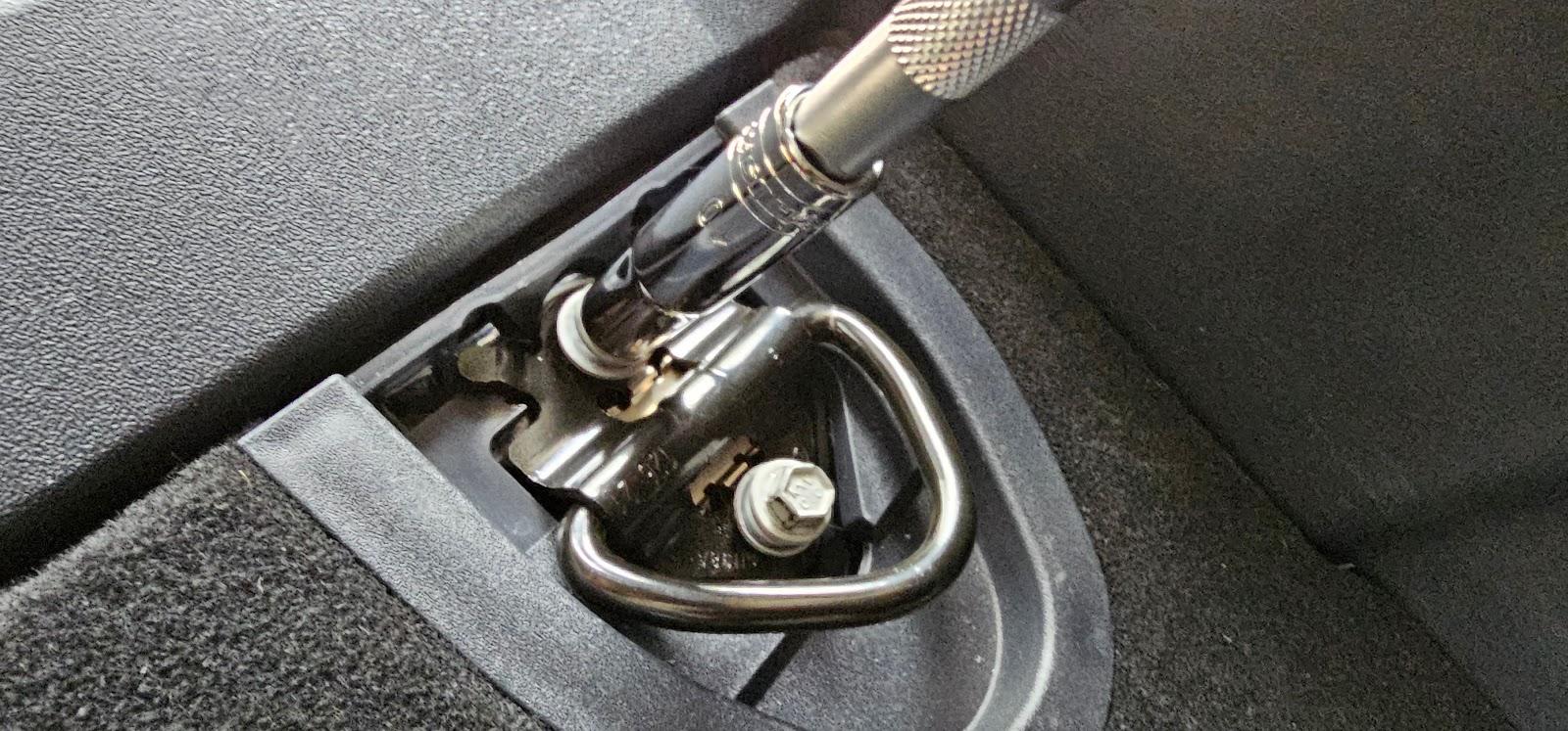 Ford Bronco DIY: Retrofit Bronco Hard Top (Prep Kit & Installation Write-Up) KBQ7nB5J1Z9Zbsk30WL8r-mzDk42tVVe_UYNZLCV2emOA9PMzs
