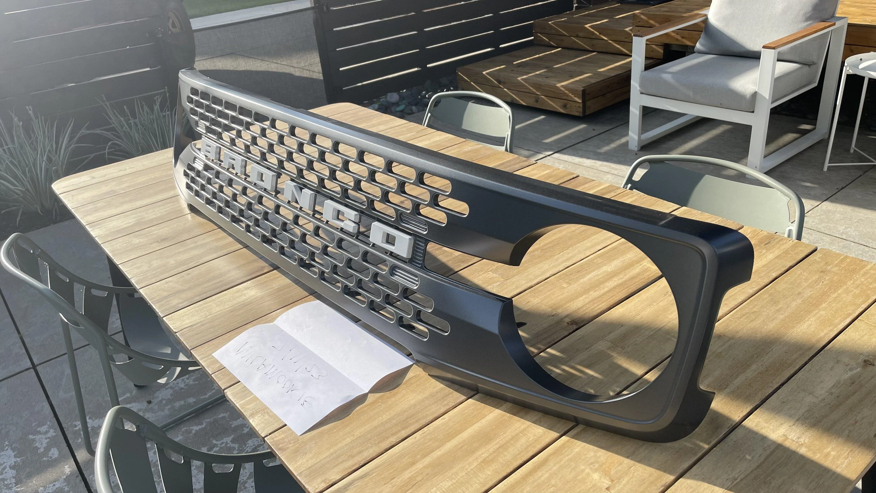 Ford Bronco FS: Badlands Grille ($300) EDF083E9-3F11-4F3E-AB3D-190906139189