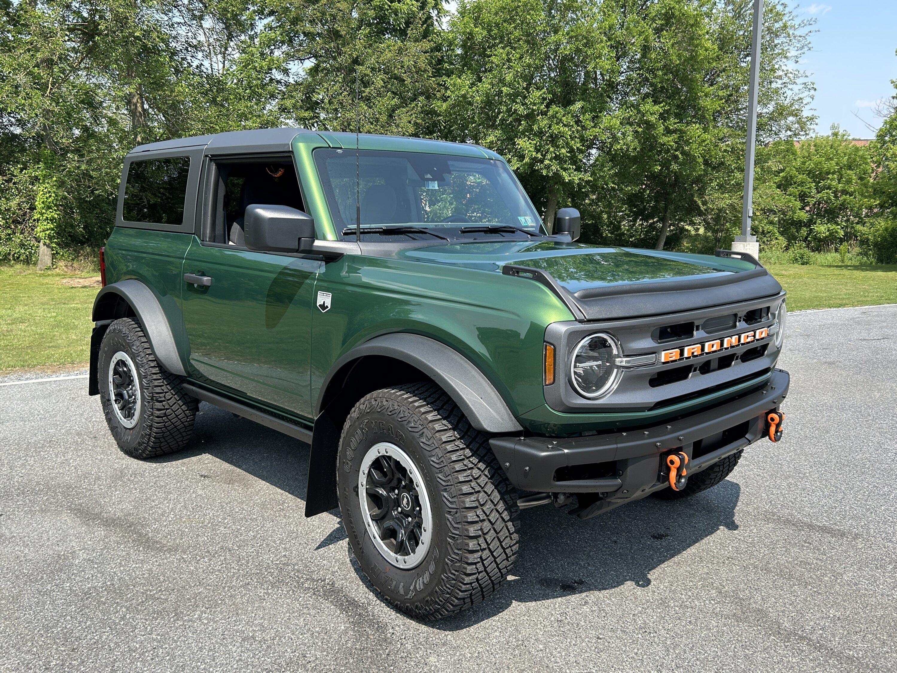Ford Bronco ERUPTION GREEN Bronco Club IMG_1037.JPG