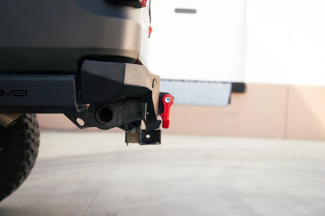 Ford Bronco DV8 Offroad | Elite Series D-Ring Shackles te-Series-D-Ring-Shackles-Red_Installed-9_1051x700