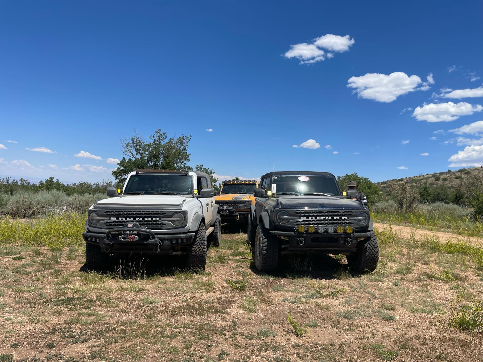 Ford Bronco Broncos on the trails in Arizona GC12