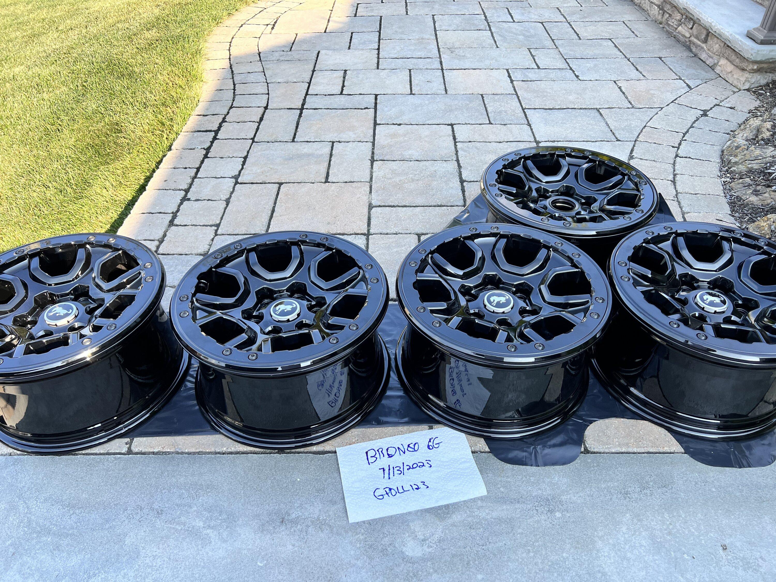 Ford Bronco 5 Wildtrak Rims $600 4A596165-6D6D-4B28-85E4-45027C192C9E