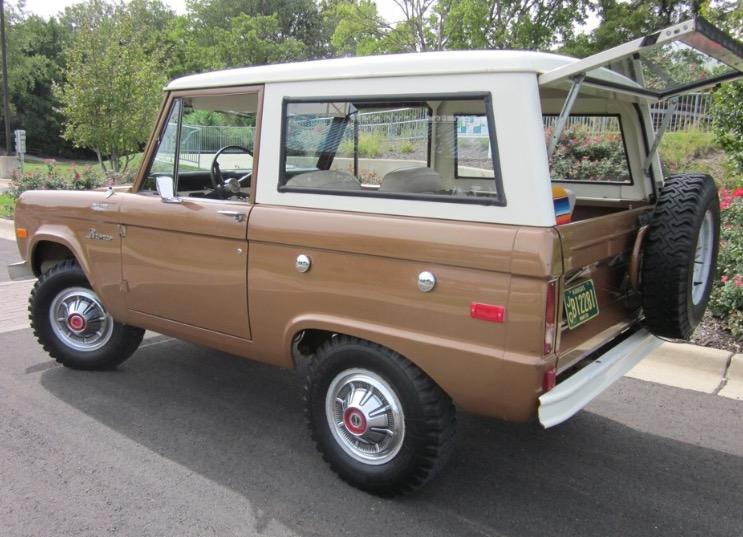 Ford Bronco 2-Door Bronco Glamour Shots? 1977344E-4D91-4AB6-A8A6-6495E954BABC
